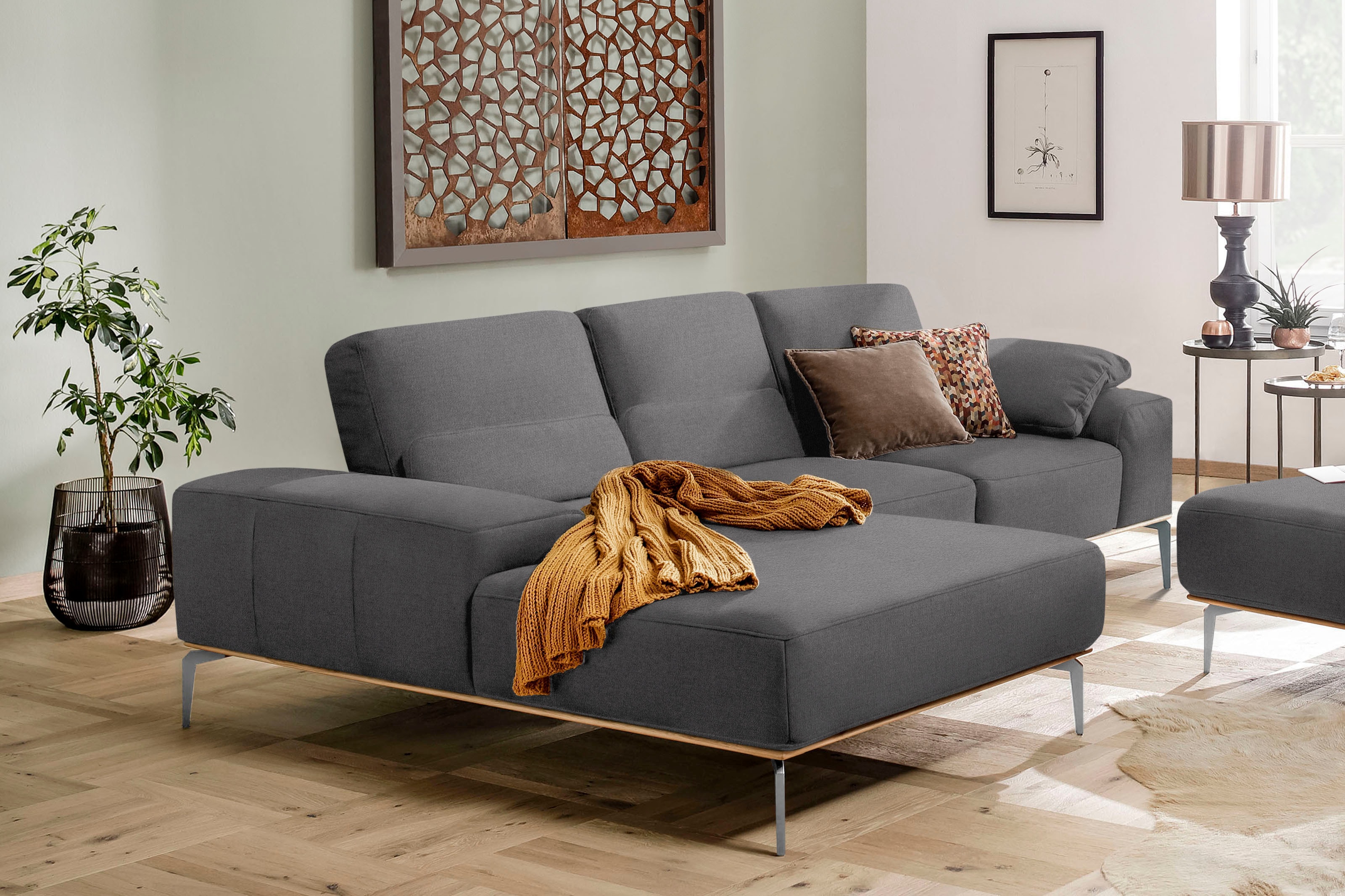 W.SCHILLIG Ecksofa "run, Designsofa mit tollem Sitzkomfort, L-Form" mit elegantem Holzsockel, Füße in Chrom glänzend, Breite 279 cm