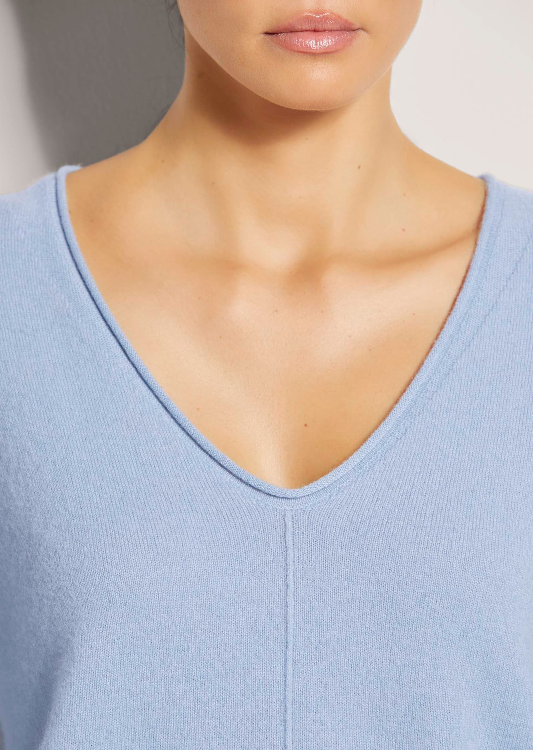 MADELEINE Longpullover »Pullover V-Pullover aus Kaschmir«
