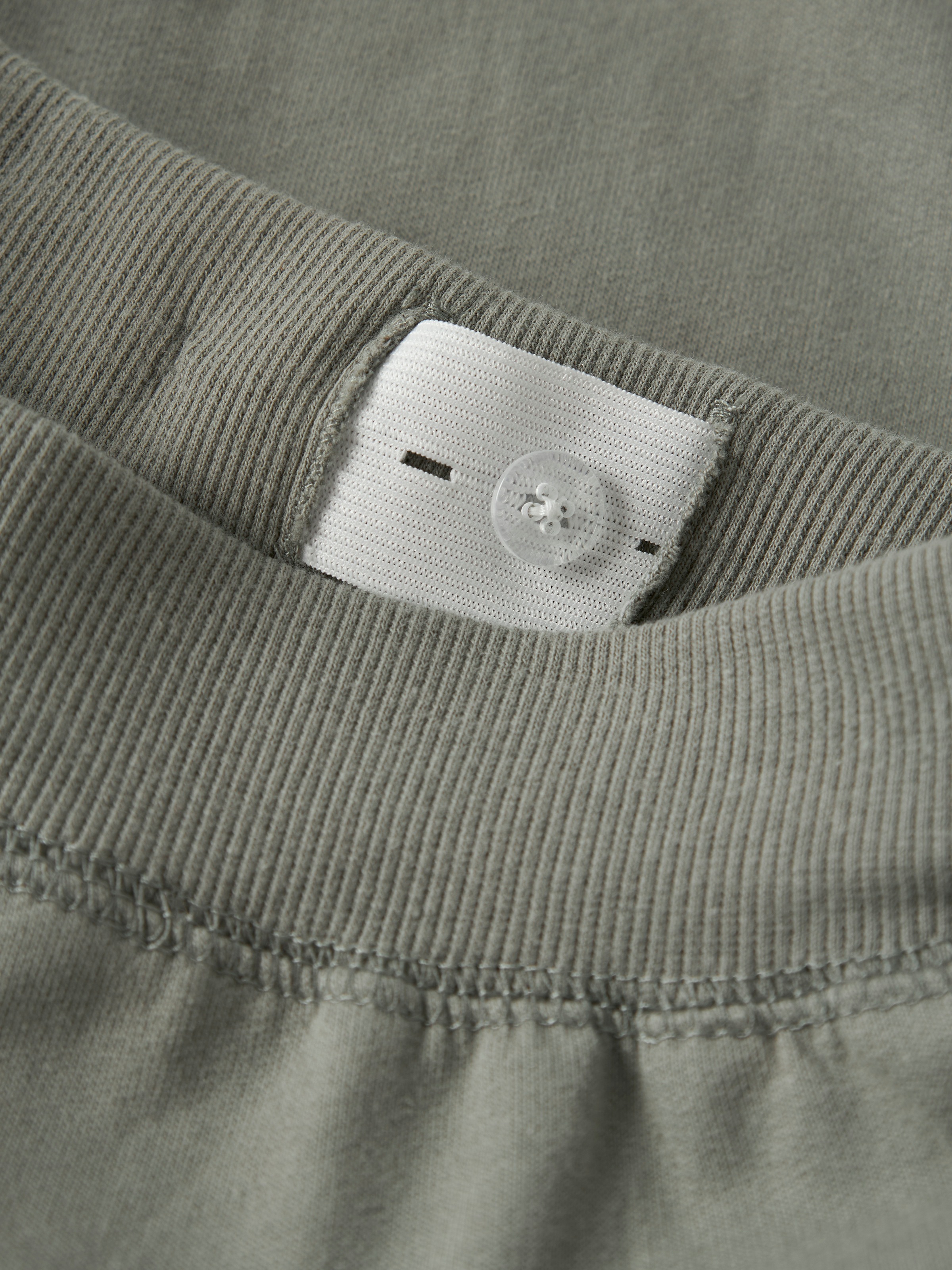 Name It Jogginghose »NKMSWEAT für Jungen mit verstellbarem Bund und Kordelzug«  unifarben, casual, regular fit, Baumwollmix, Rundhals