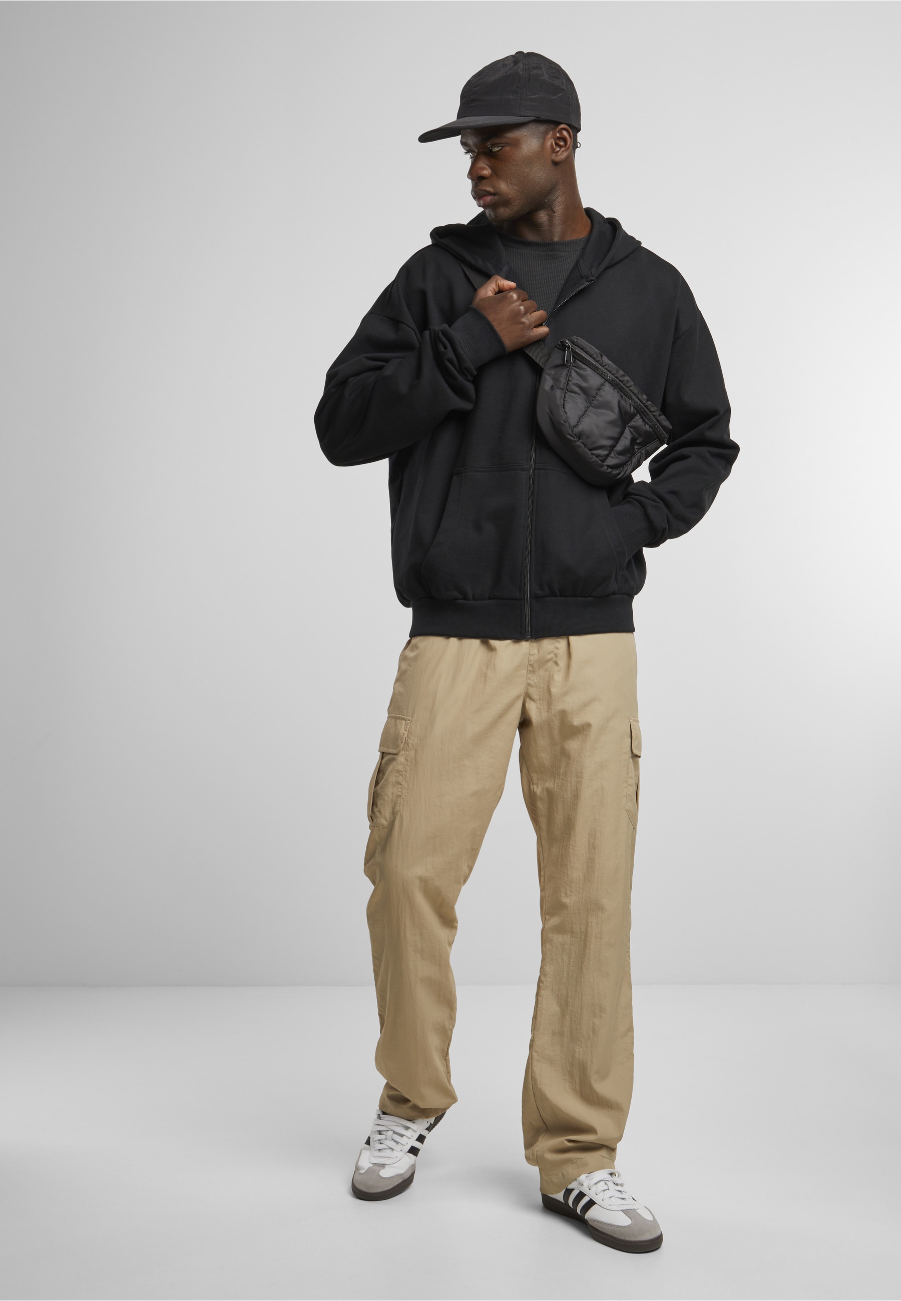 URBAN CLASSICS Cargohose »Urban Classics Herren Straight Leg Nylon Cargo Pants«