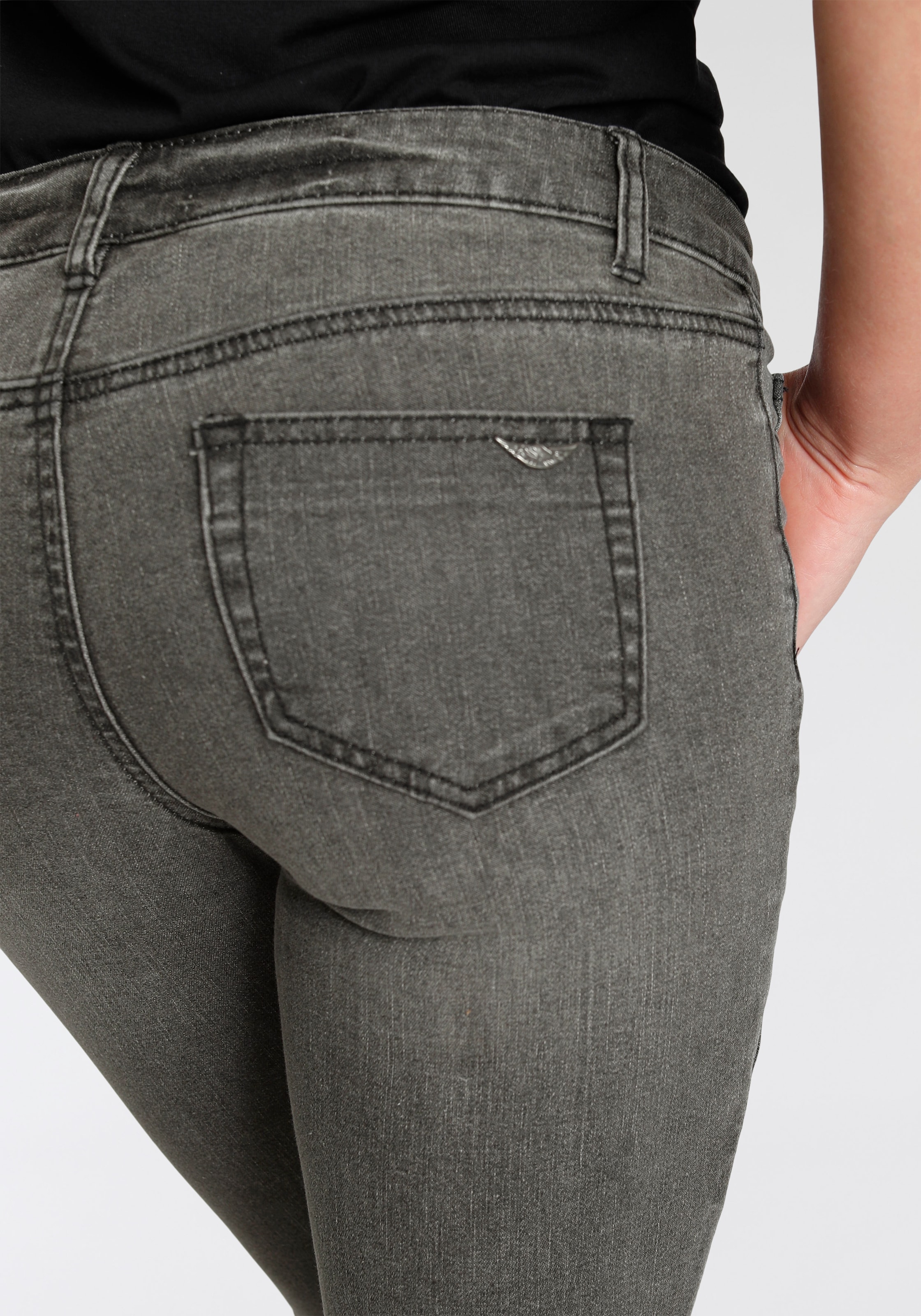 Low »mit bestellen | Arizona 7/8-Jeans BAUR Keileinsätzen«, online Waist