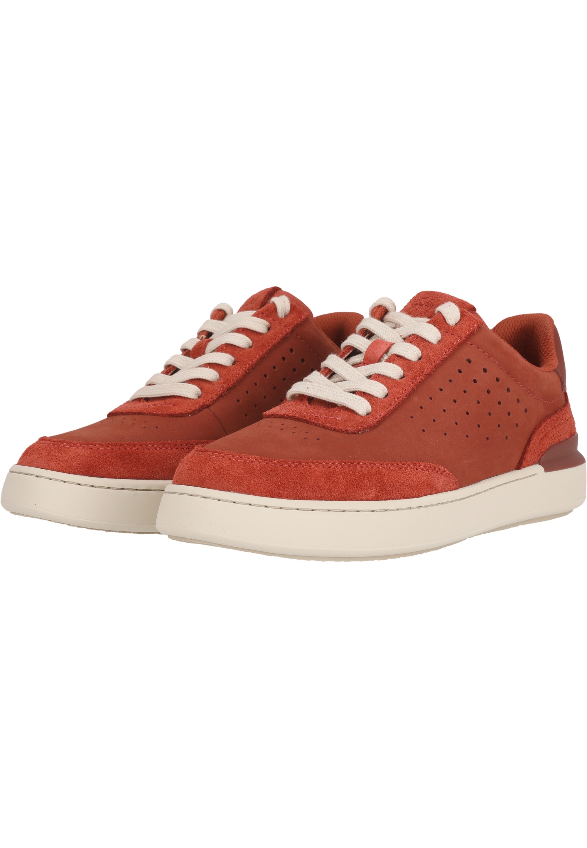 Clarks Sneaker »Courtlite«  in retro-inspirierter Optik mit dämpfender Sohle