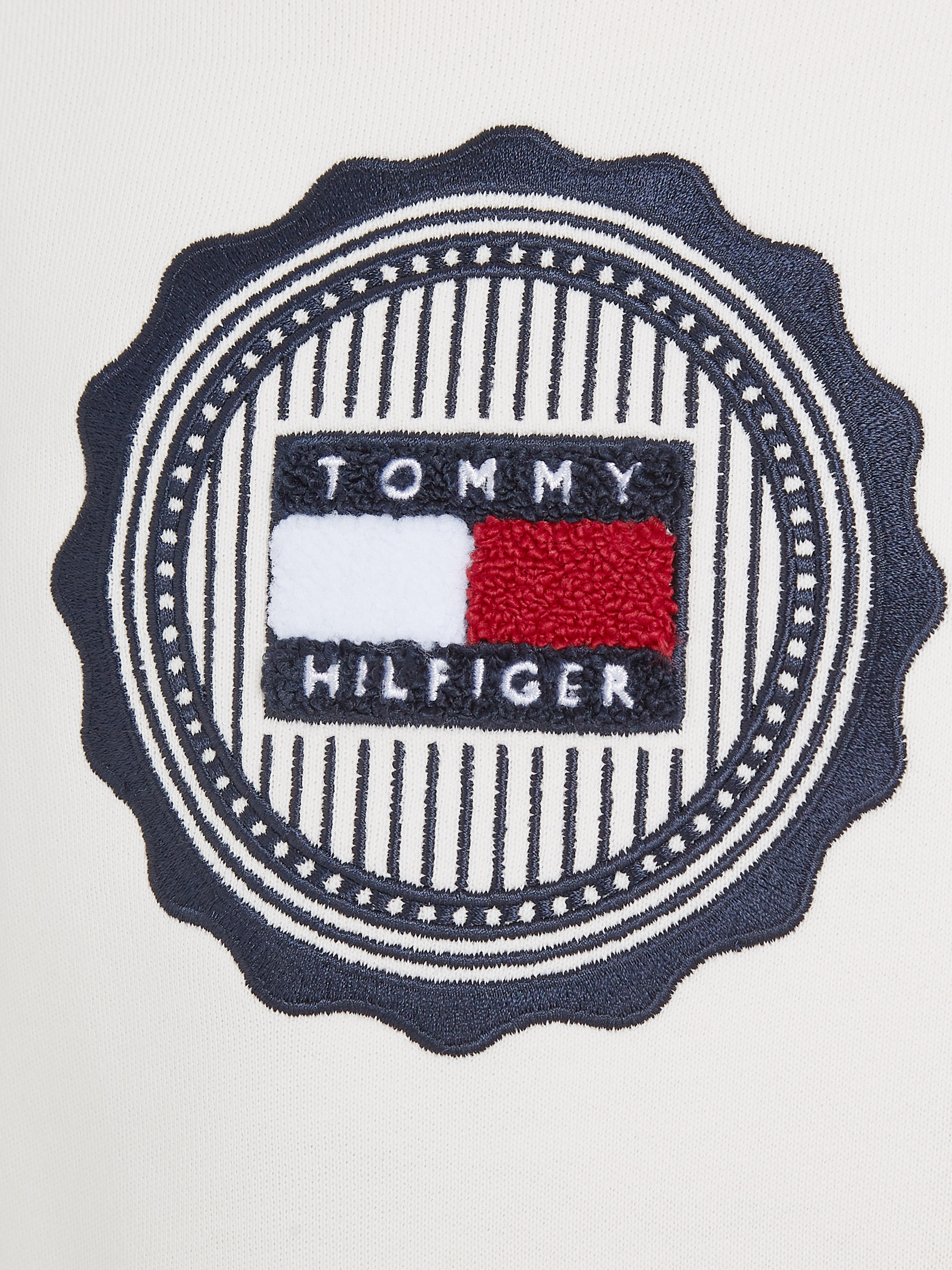Tommy Hilfiger Sweatshirt »STAMP EMBROIDERY REG SWEATSHIRT«, Kinder bis 16 Jahre mit Logopatch
