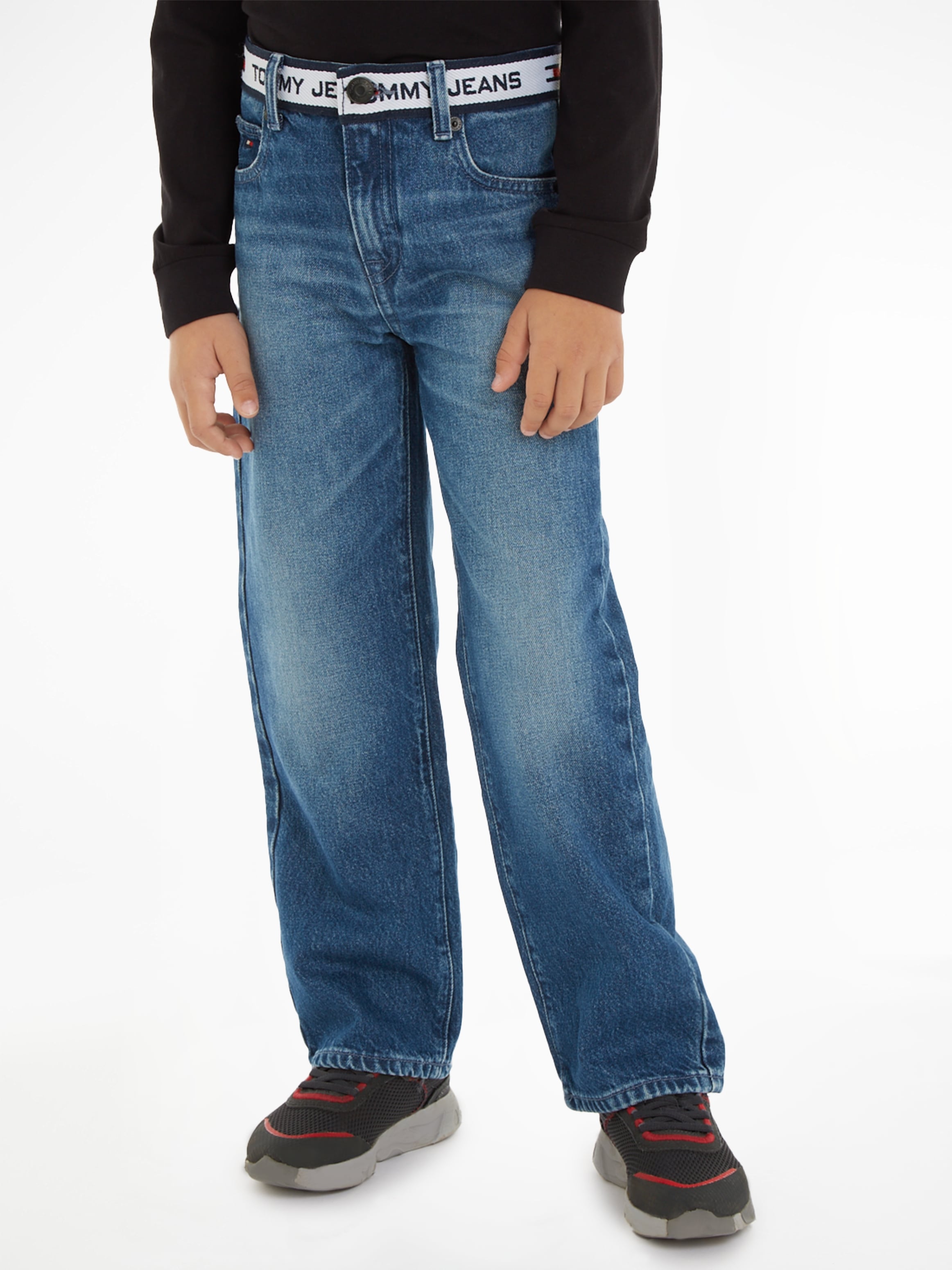 Girlfriend-Jeans | MiniMe,mit TAPE«, in MONOTYPE »GIRLFRIEND Labelfarben Tommy BAUR Kinder Gürtelimitat Hilfiger Kids Junior