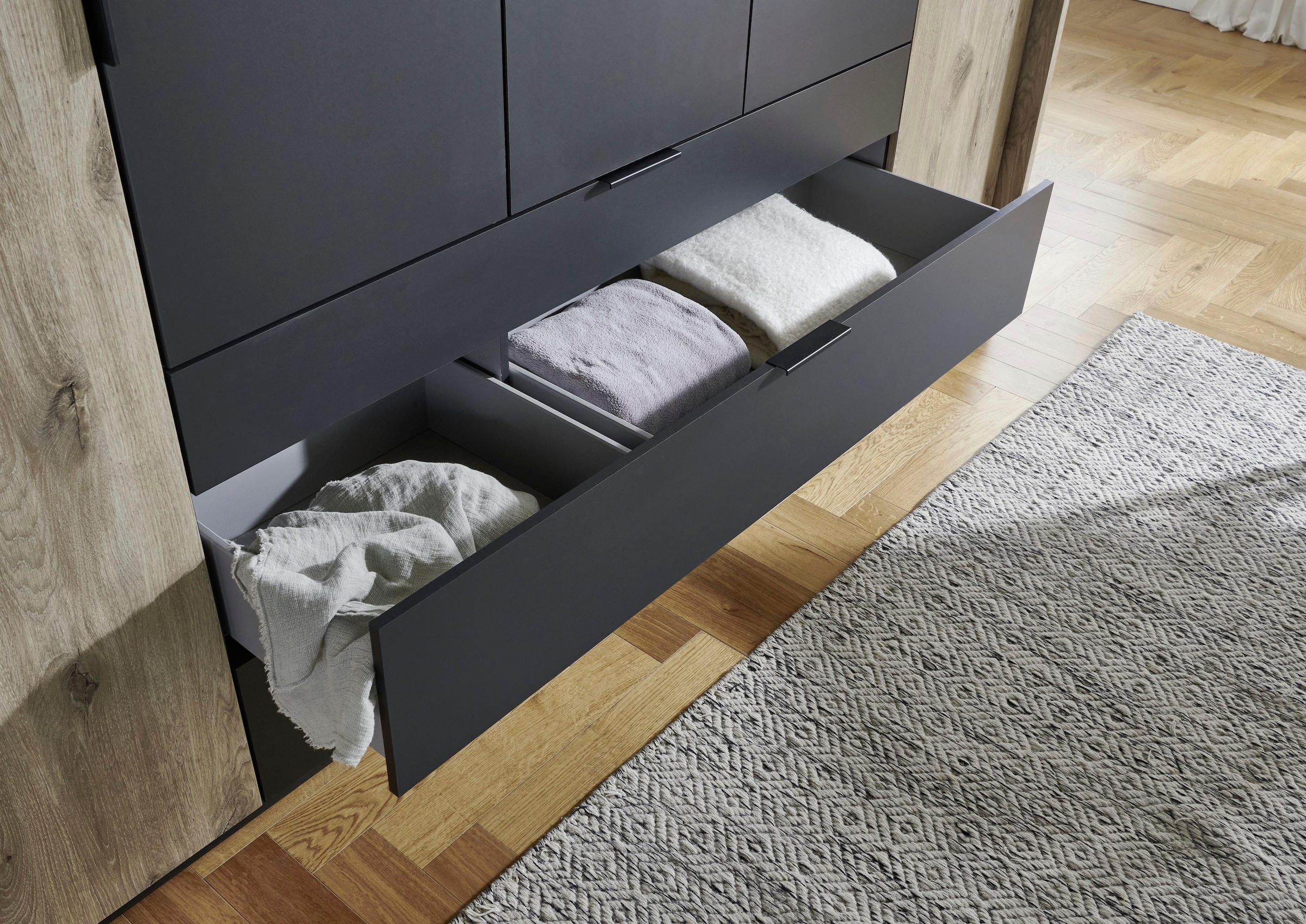 Wimex Drehtürenschrank »Burgos by fresh to go«, mit extra großen Schubladen, mit Spiegeltüren