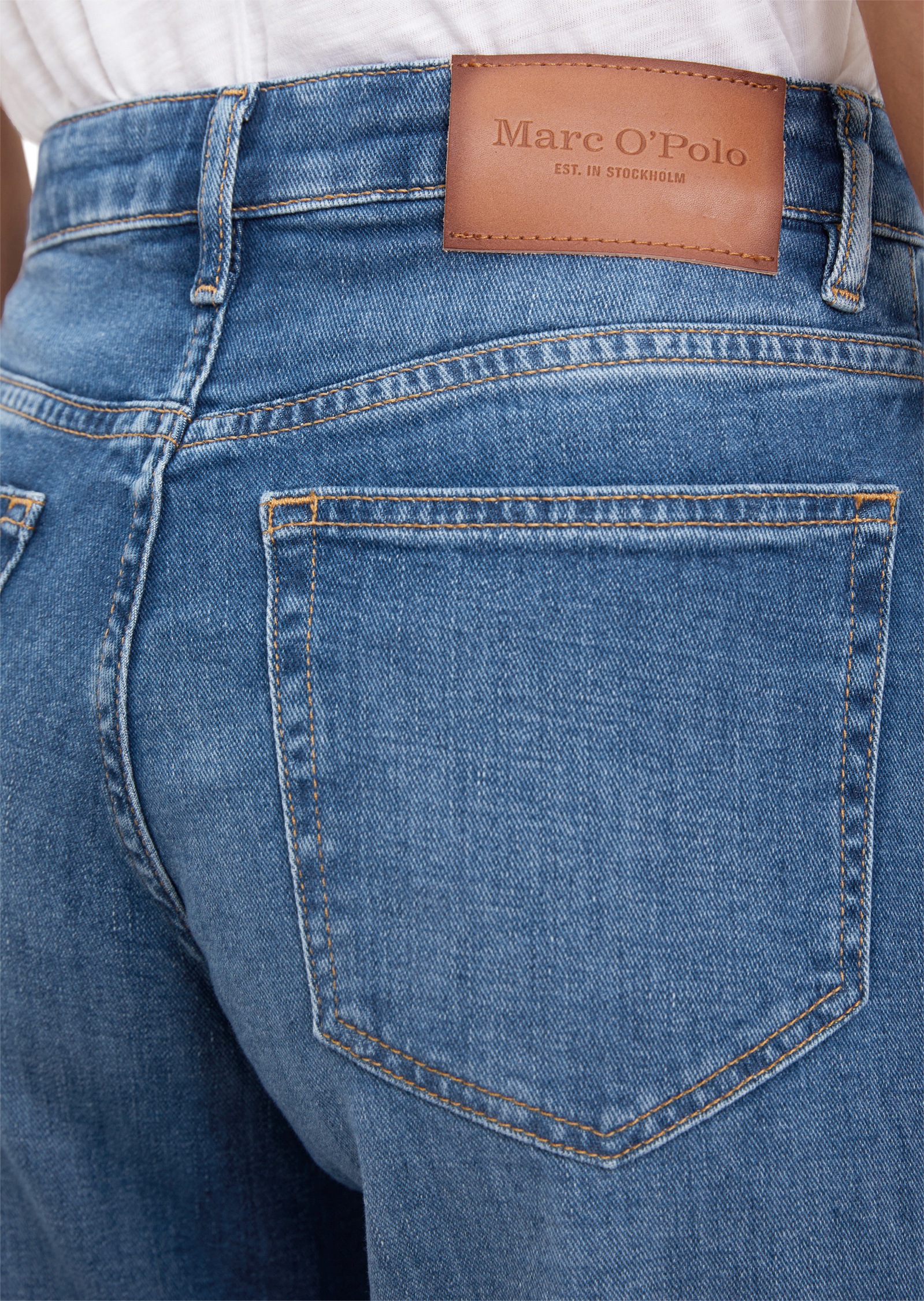 Marc O'Polo Straight-Jeans »aus Cashmere Touch Denim«