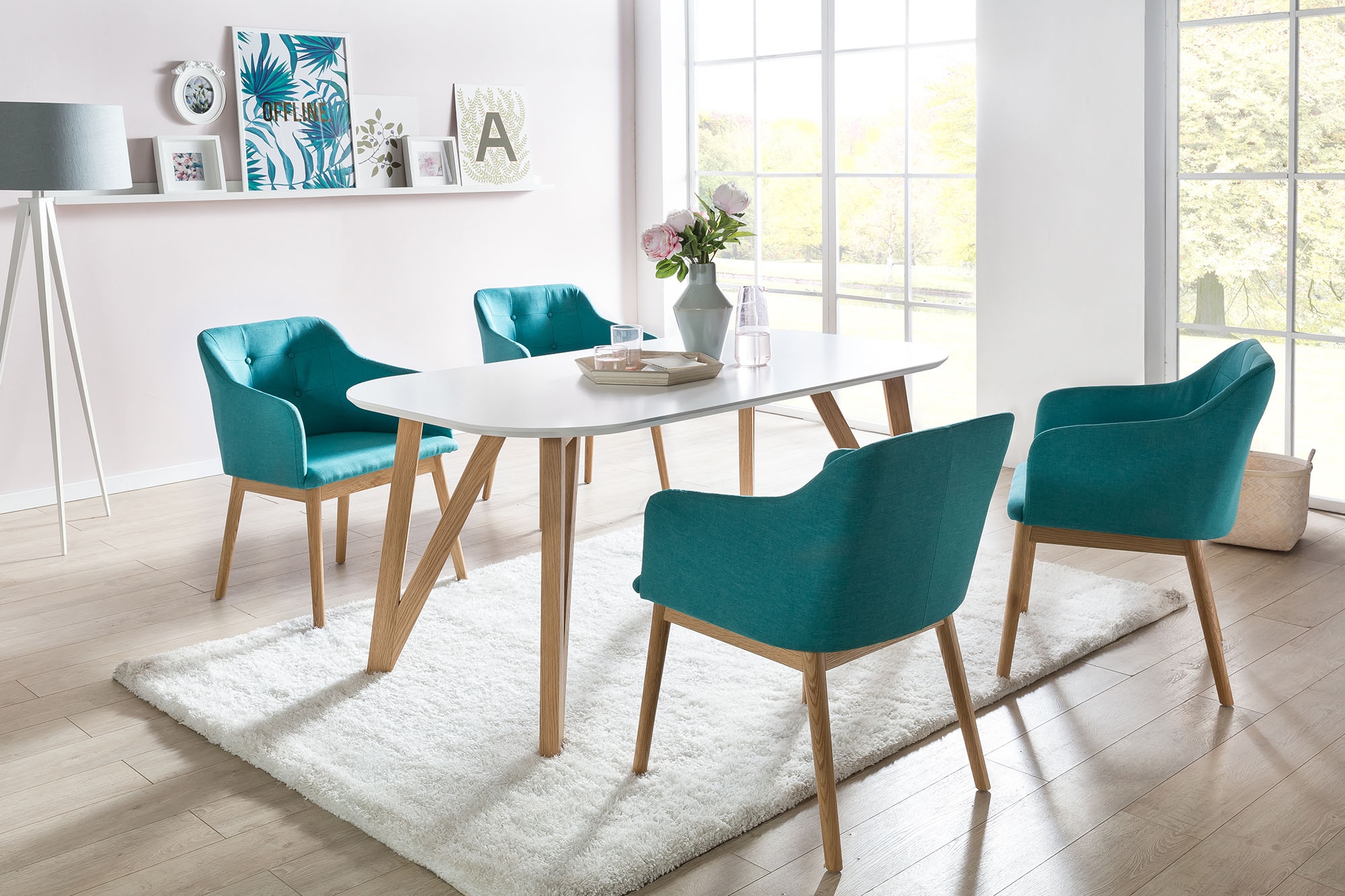 SalesFever Esstisch »Solna - Stilvoller Esstisch für Ihr Zuhause«, Massive Eichen-Haarnadelbeine: Natürliches Design-Statement