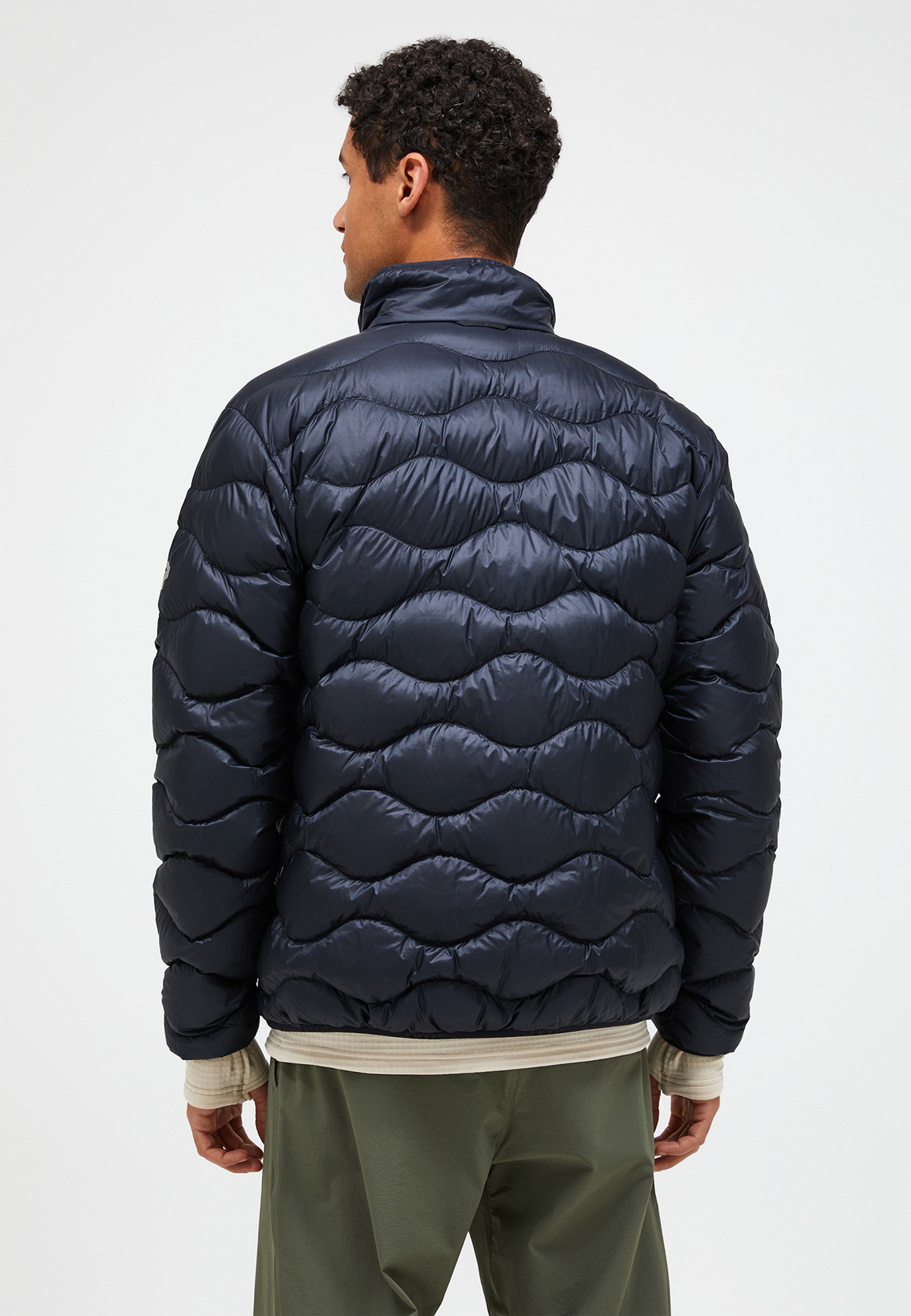 Peak Performance Daunenjacke »M Helium Down Jacket« mit sportivem Design