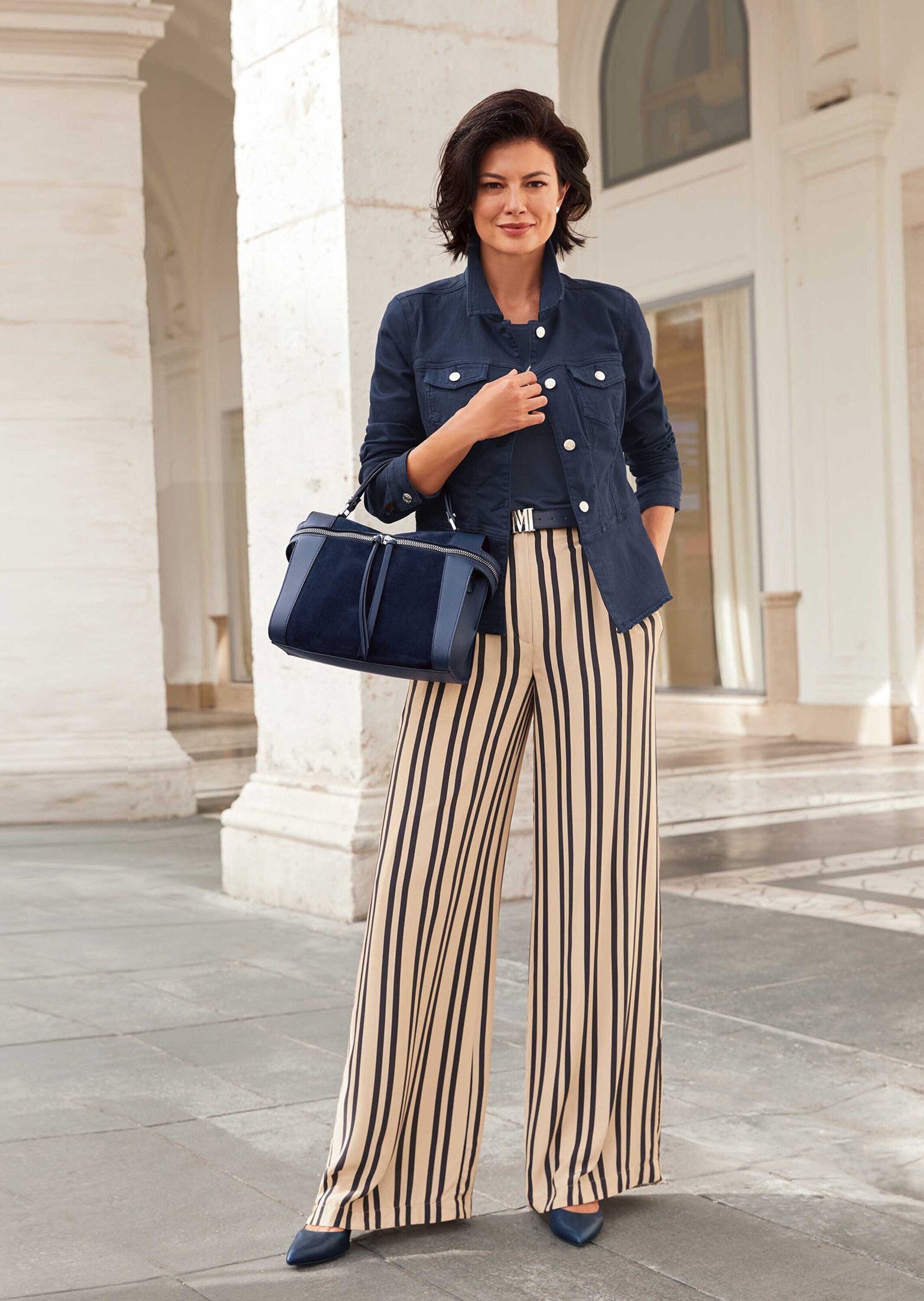 MADELEINE Jeansjacke »Jeansjacke Jeansjacke mit Schößchen«