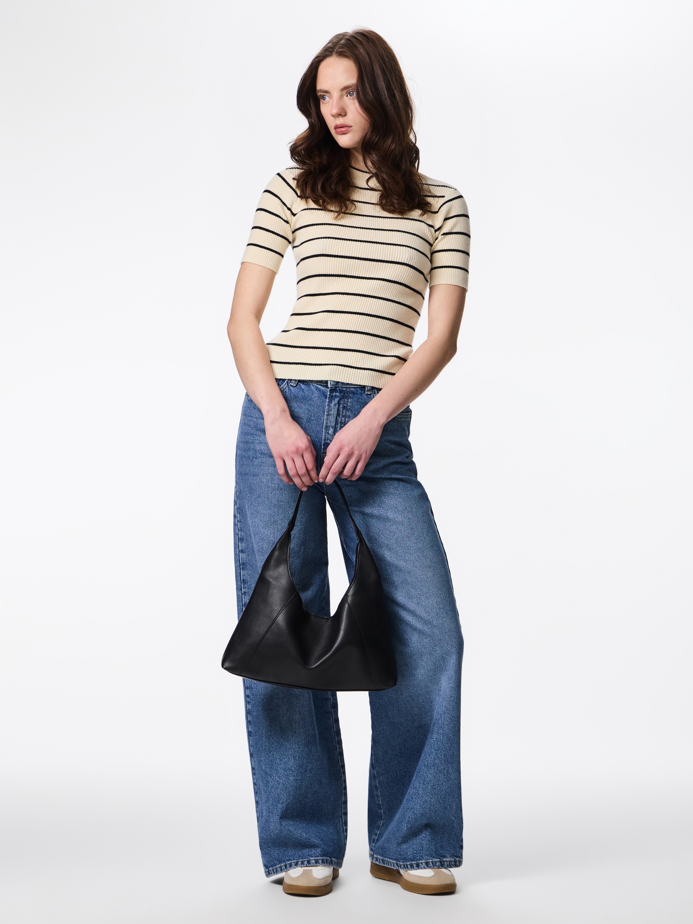 Thumbnail - pieces Kurzarmpullover "PCMIRA SS O-NECK KNIT NOOS BC" Viskosemischung, Kurzarm