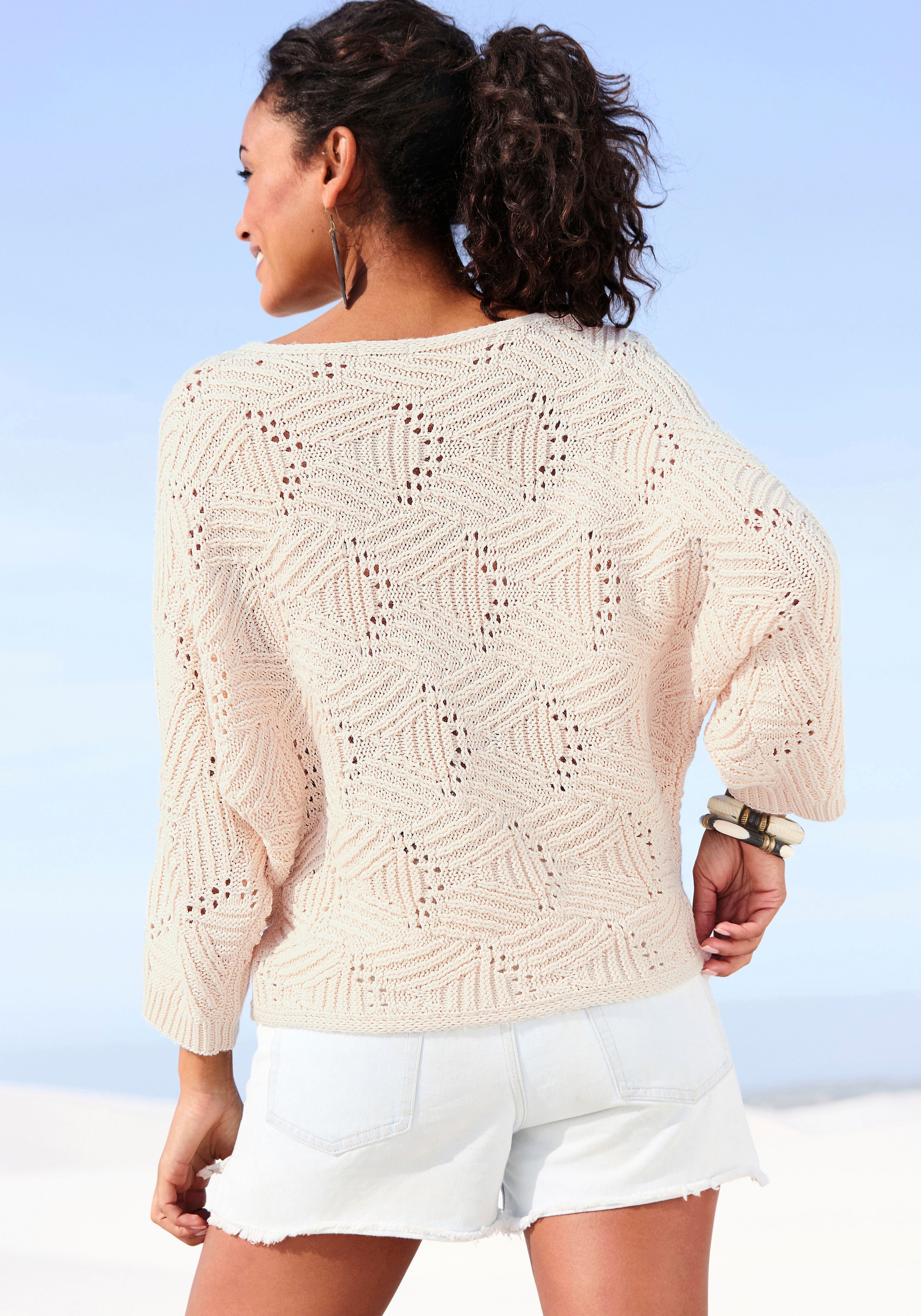LASCANA Fledermauspullover, mit aufwendigem Strickmuster