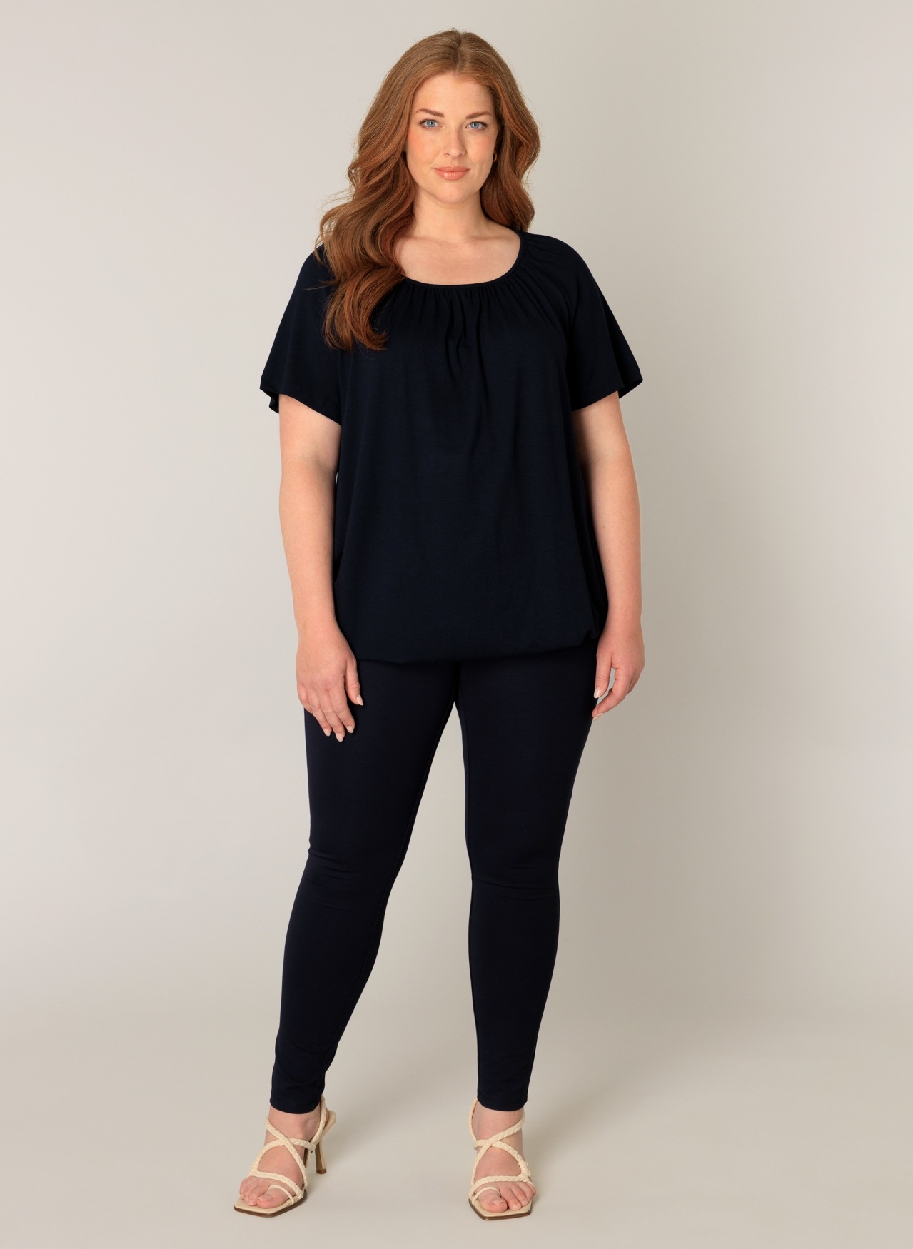 Base Level Curvy Yoni Ballonshirt Black Size 50 3