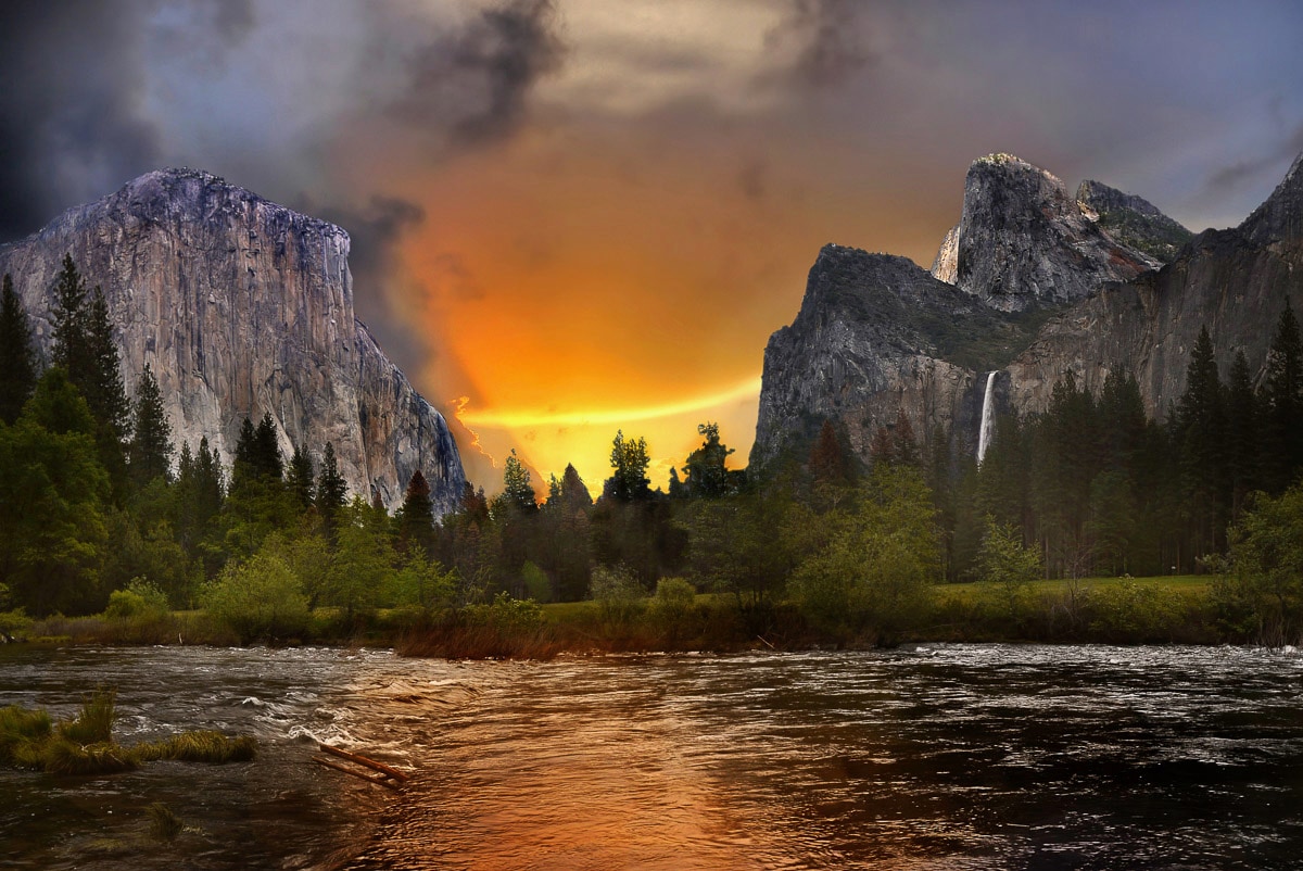 Papermoon Fototapete "See an Bergen"