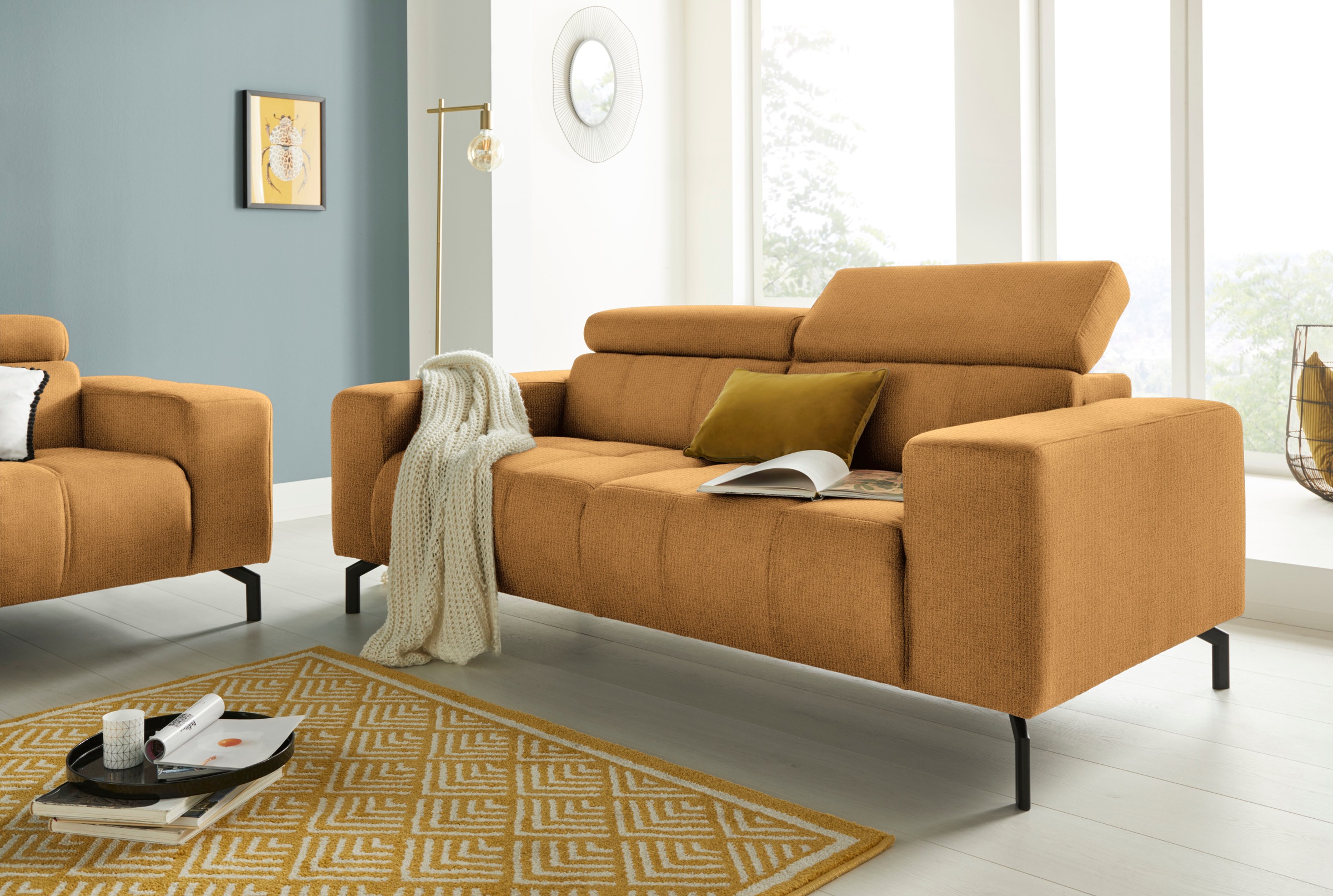 DOMO collection 2-Sitzer »Cunelli zeitlos und elegant, moderne Sitznähte als Designelement,«, wahlweise mit 6-fach verstellbaren Kopfteilen, fester Sitzkomfort