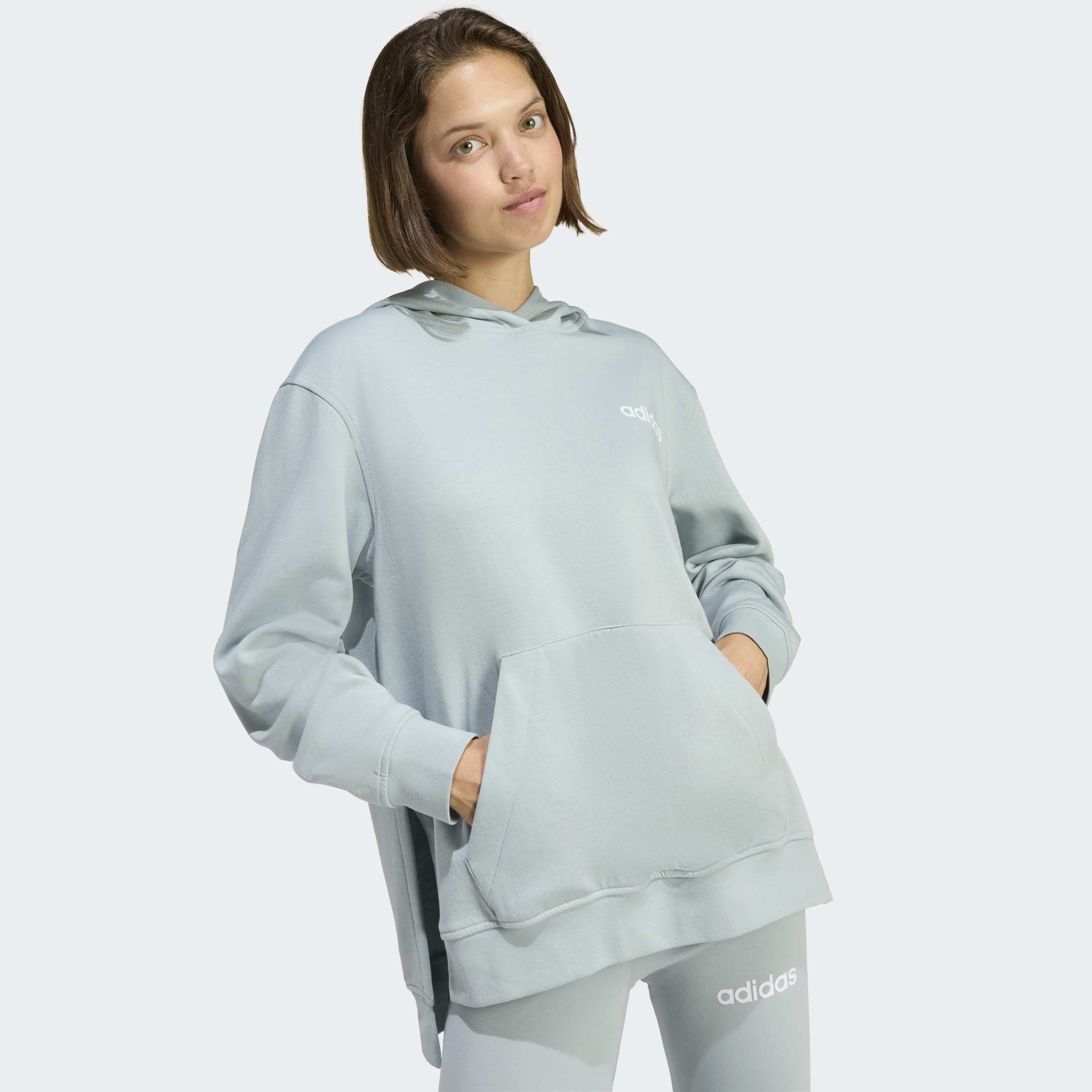 adidas Sportswear Trainingsanzug "W LEISURE TS" 2 tlg. zweiteiliges Set, für Erwachsene, aus Baumwolle