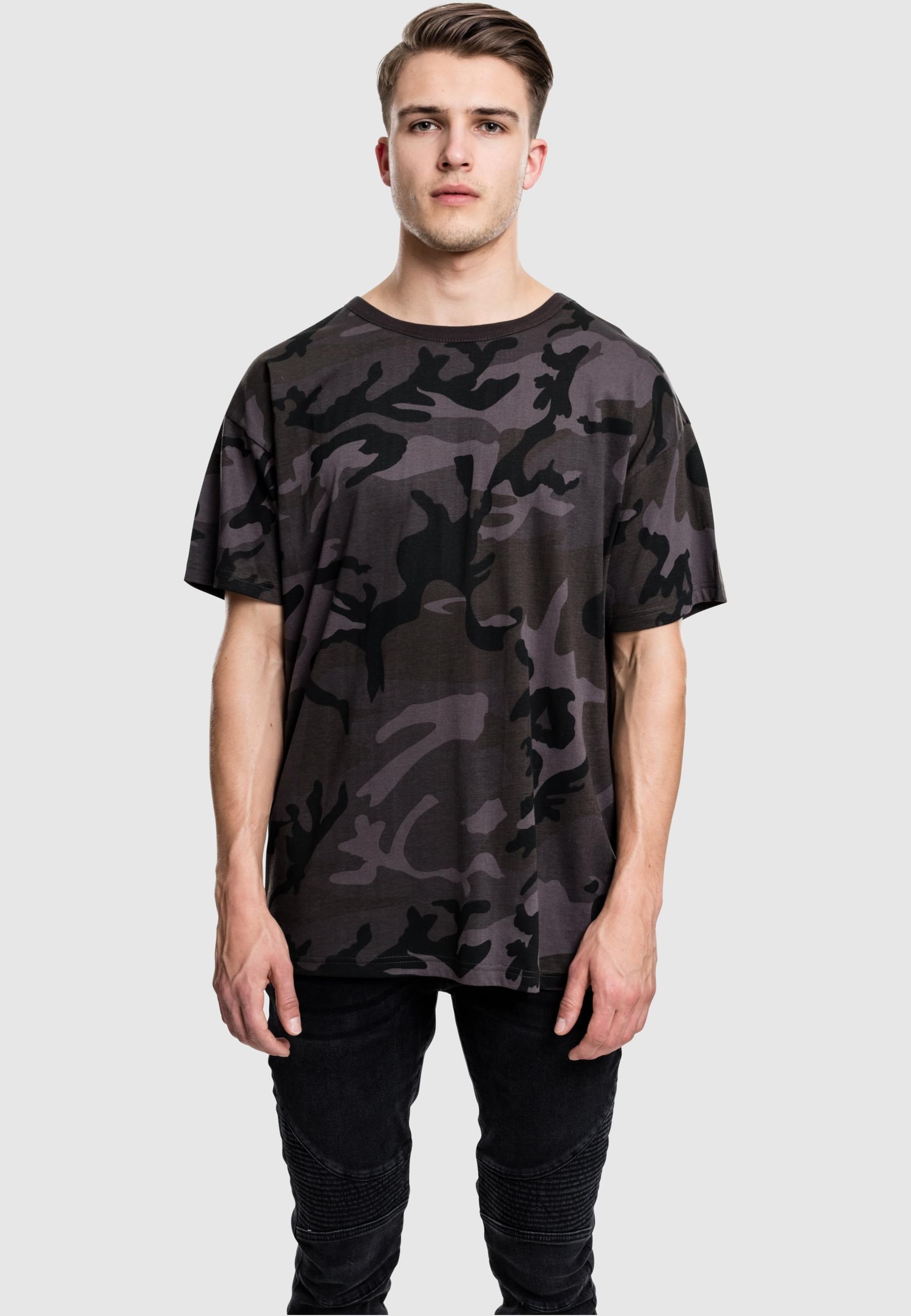 URBAN CLASSICS Kurzarmshirt »Urban Classics Herren Camo Oversized Tee«, (1 tlg.)