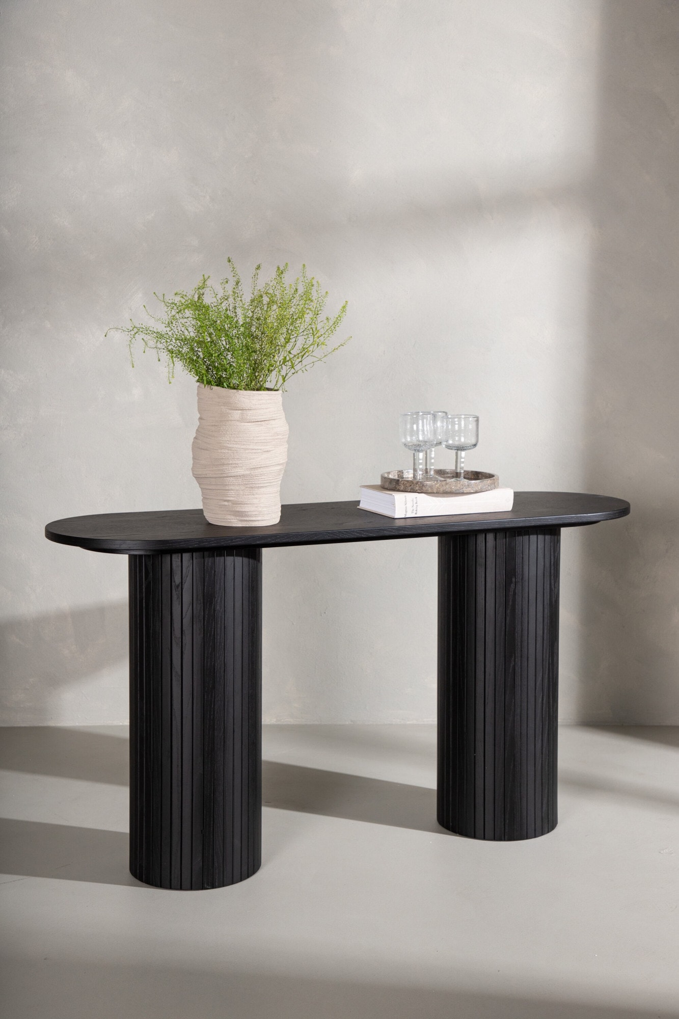 Venture Home Beistelltisch "Bianca, ovaler Konsolentisch mit Holzfurnier-Optik, 130 × 40 cm" Ablagetisch, Furnier, oval, hoch, geräumig, edel