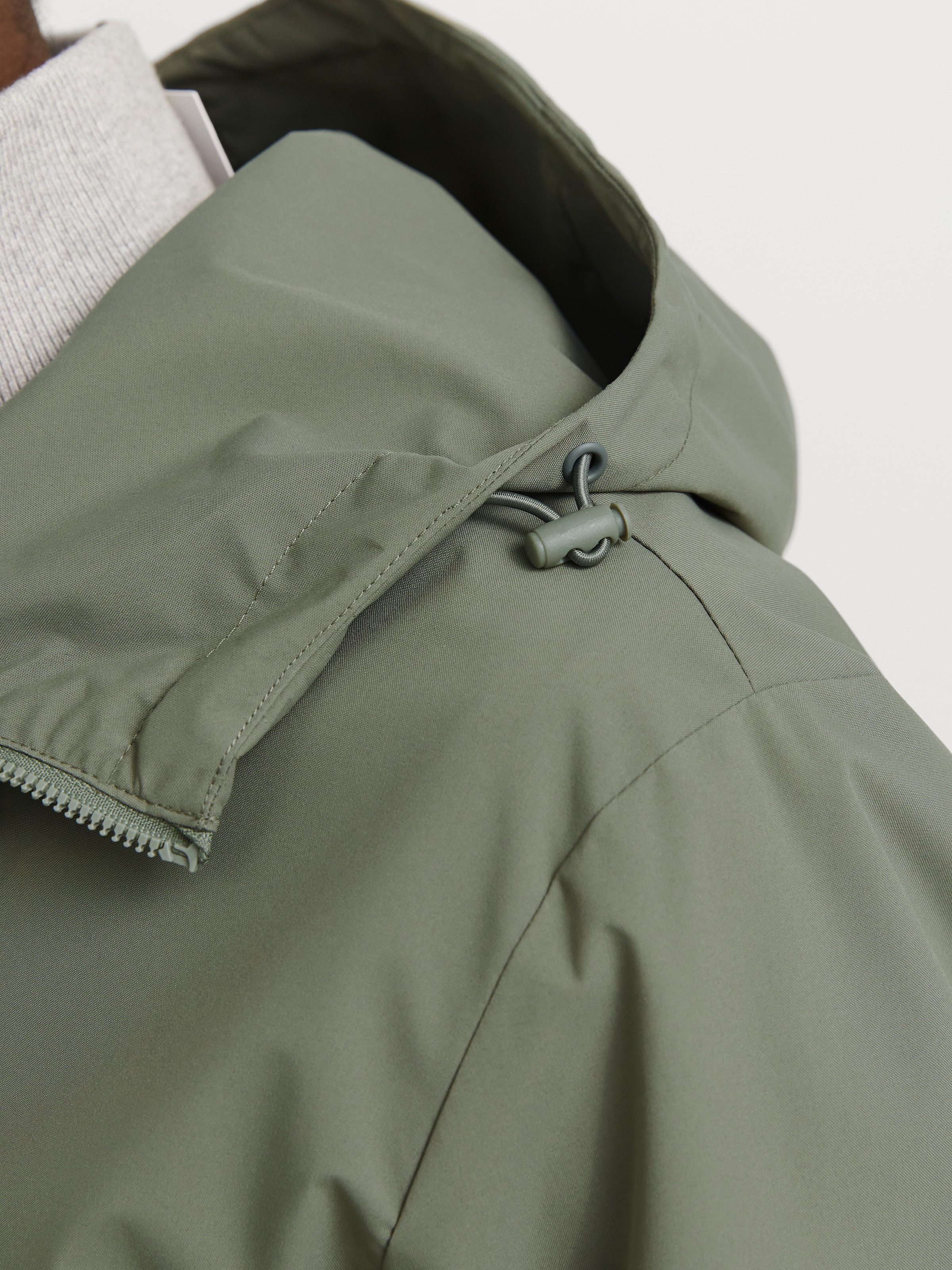 Jack & Jones Outdoorjacke »JJEURBAN LIGHT JACKET SN«, mit Kapuze, mit Kapuze