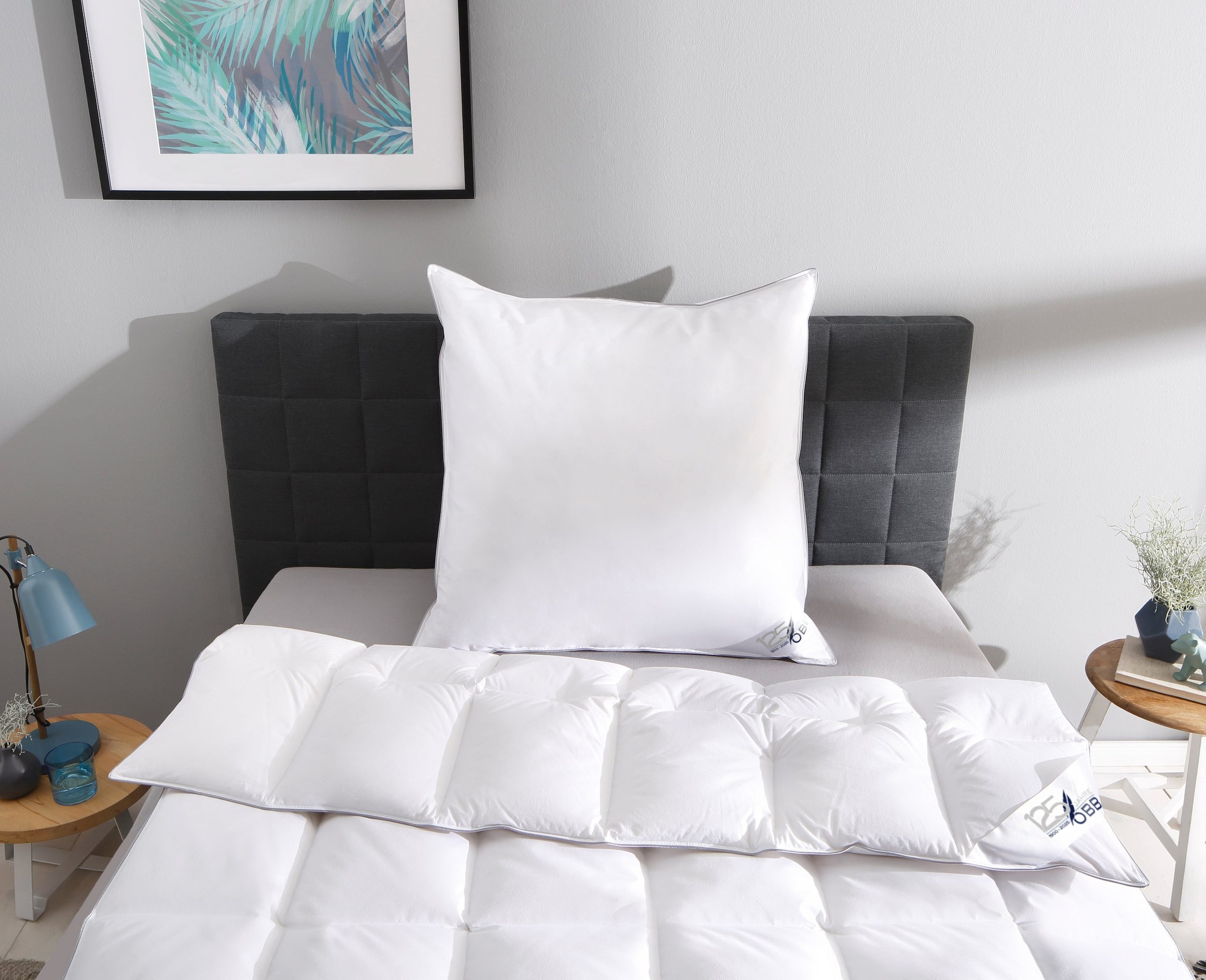 OBB Daunenbettdecke + Kopfkissen »Edition 125 Jahre, Bettendeckenset 2teilig, für Sommer oder Winter«, (Spar-Set), Decke mit Kissen 135x200 oder 155x220 cm, Made in Germany