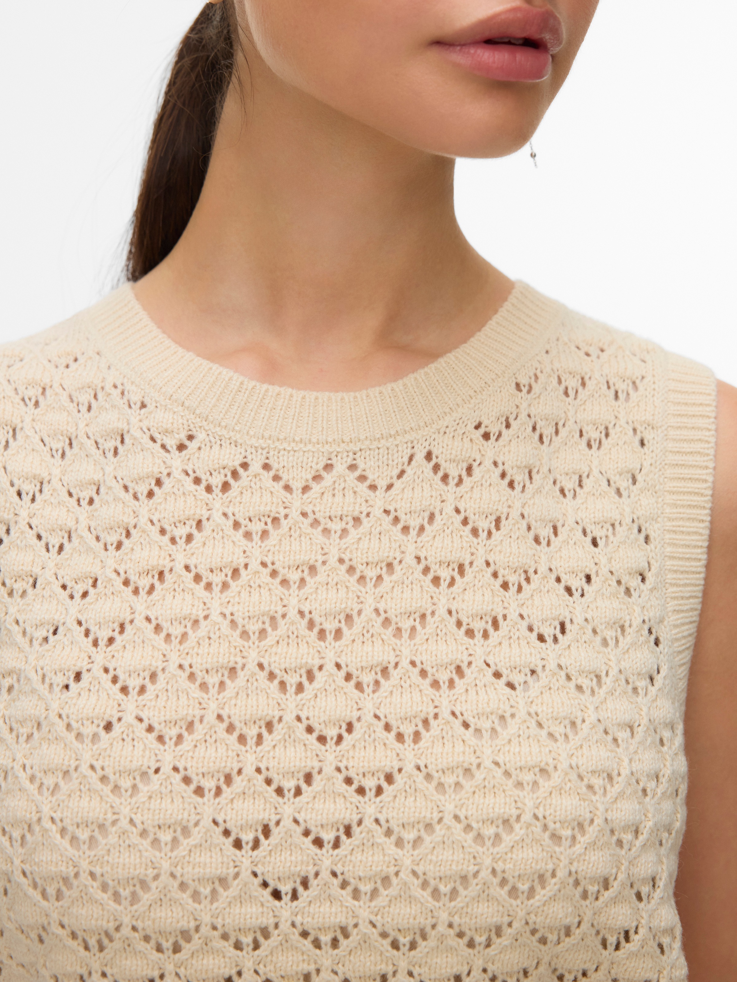 Vero Moda Stricktop »VMJAQUELINE SL O-NECK TOP BOO« mit zartem Ajourmuster