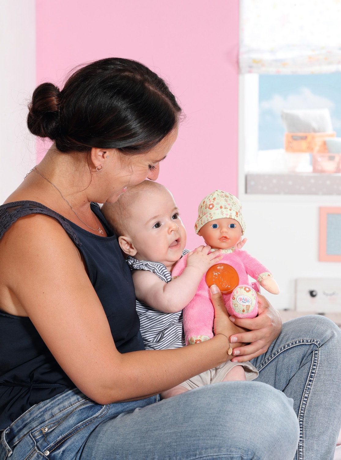 Baby Born Babypuppe »Nightfriends for babies, 30 cm«, mit Nachtlichtfunktion und Mütze mit Blumenmuster