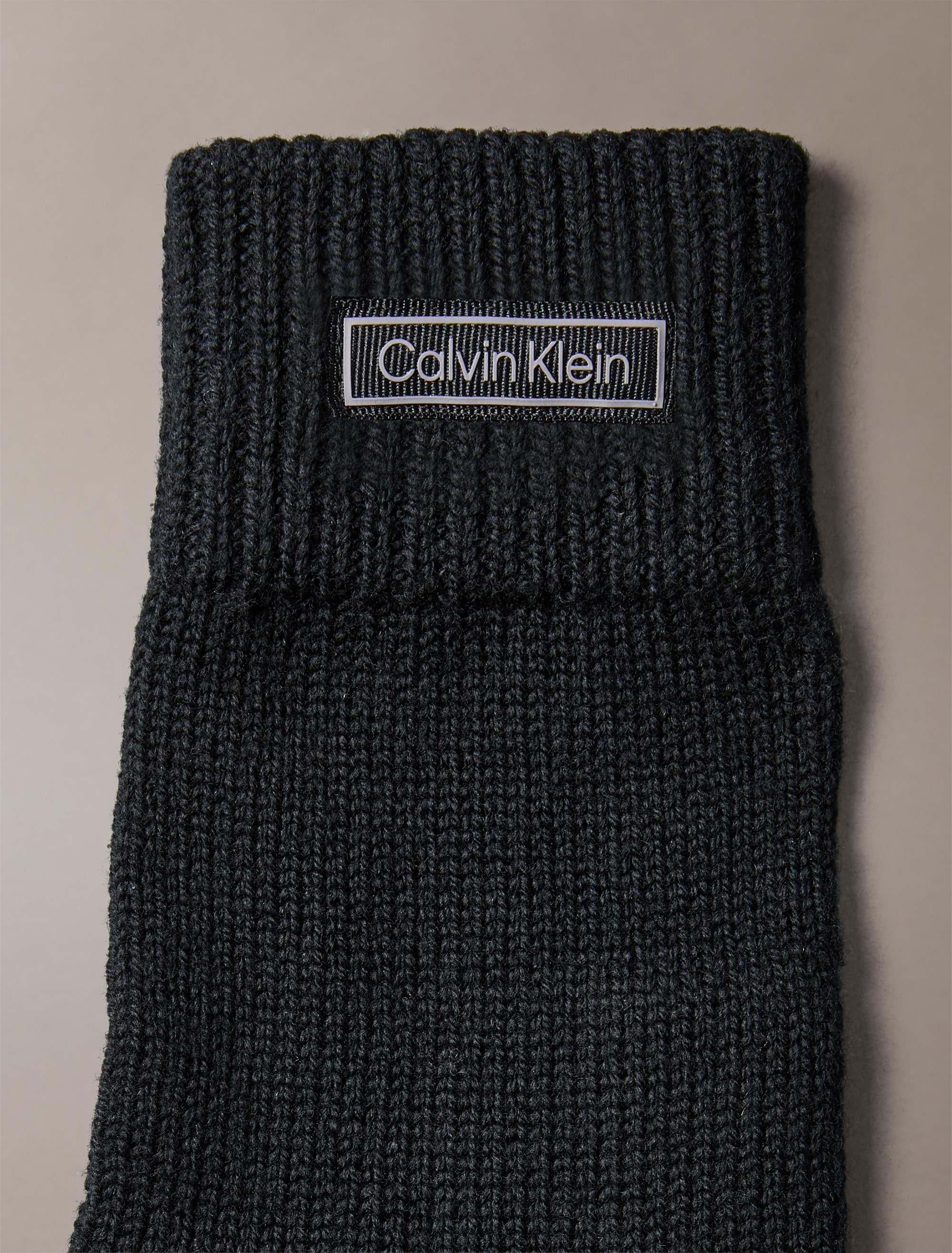Calvin Klein Strickhandschuhe Rippstrick, warme Wollmix-Qualität