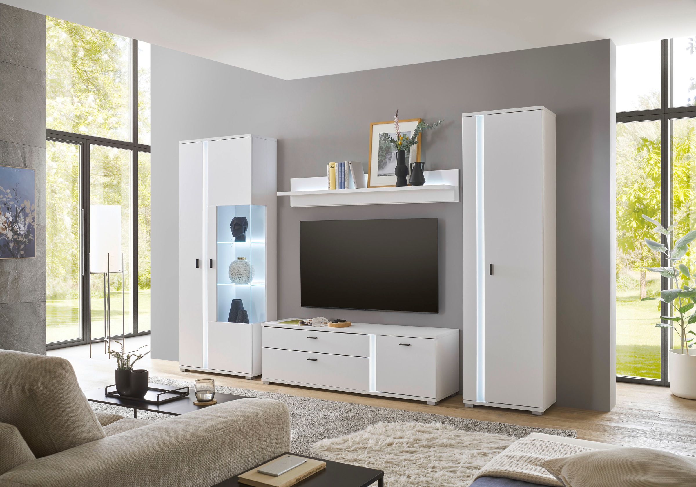 INOSIGN Lowboard »LONG ISLAND«, (1 St.), in moderner Trendfarbe,inklusive senkrechter Beleuchtung,Breite 150 cm