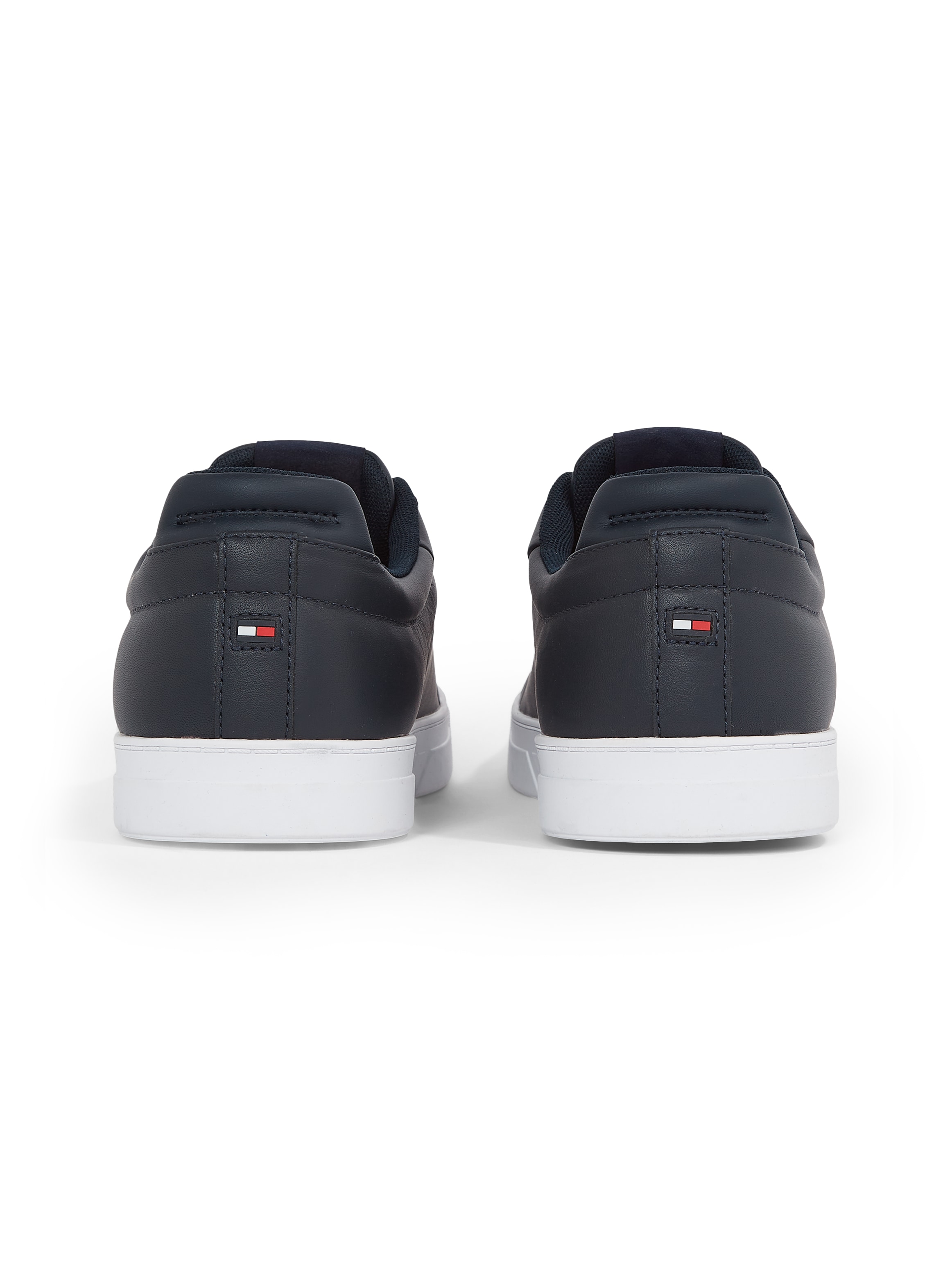 Tommy Hilfiger Plateausneaker »ICON COURT LTH FLAG ESS«, Freizeitschuh, Halbschuh, Schnürschuh mit kleiner Logoflagge