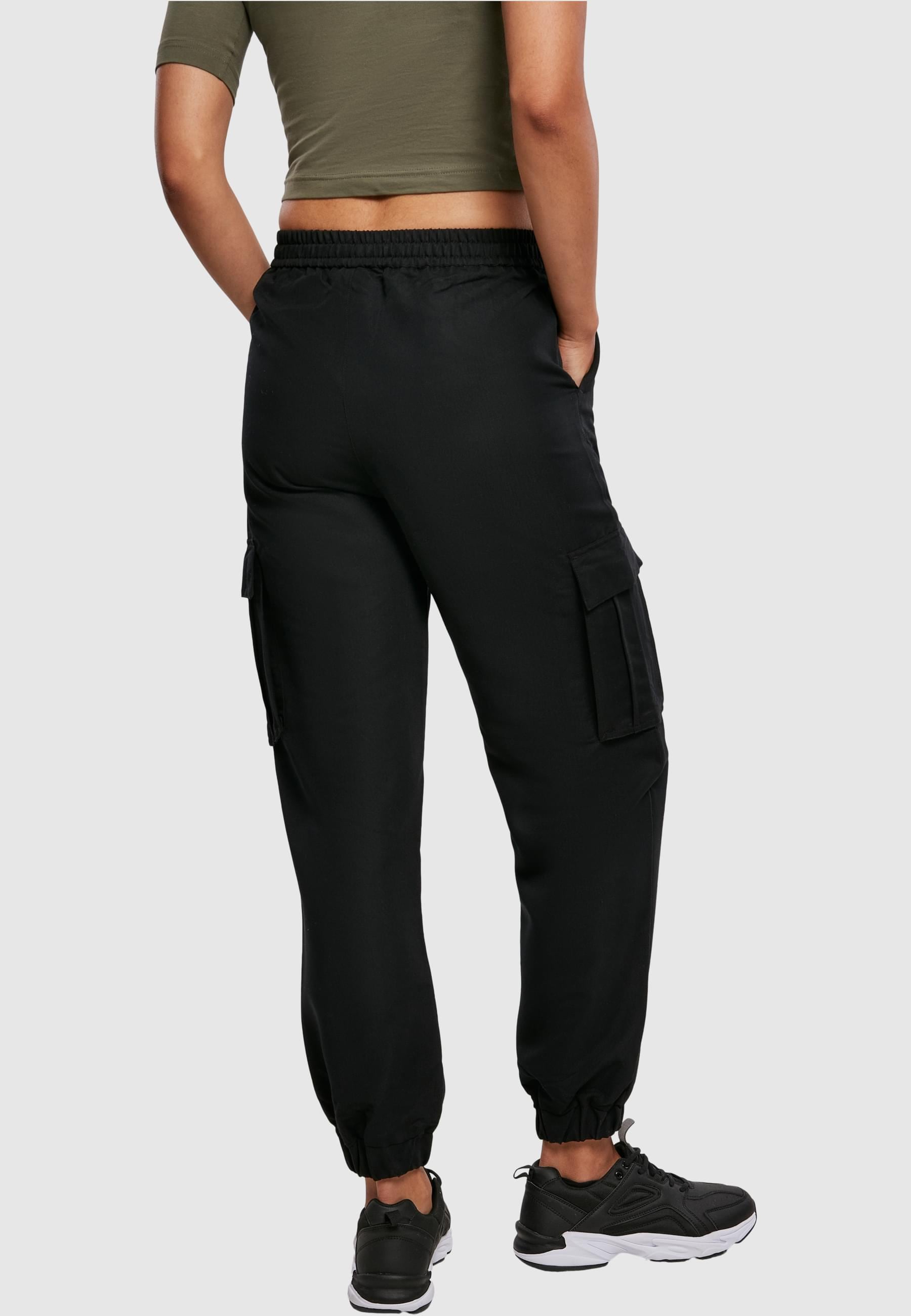 URBAN CLASSICS Cargohose »Urban Classics Damen Ladies Viscose Twill Cargo Pants«, (1 tlg.)