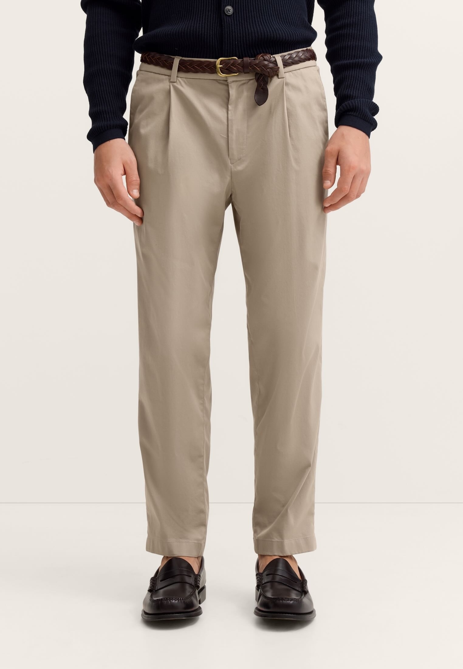 bugatti Chinohose "Loose Fit" aus Baumwollmix mit Stretch günstig online kaufen