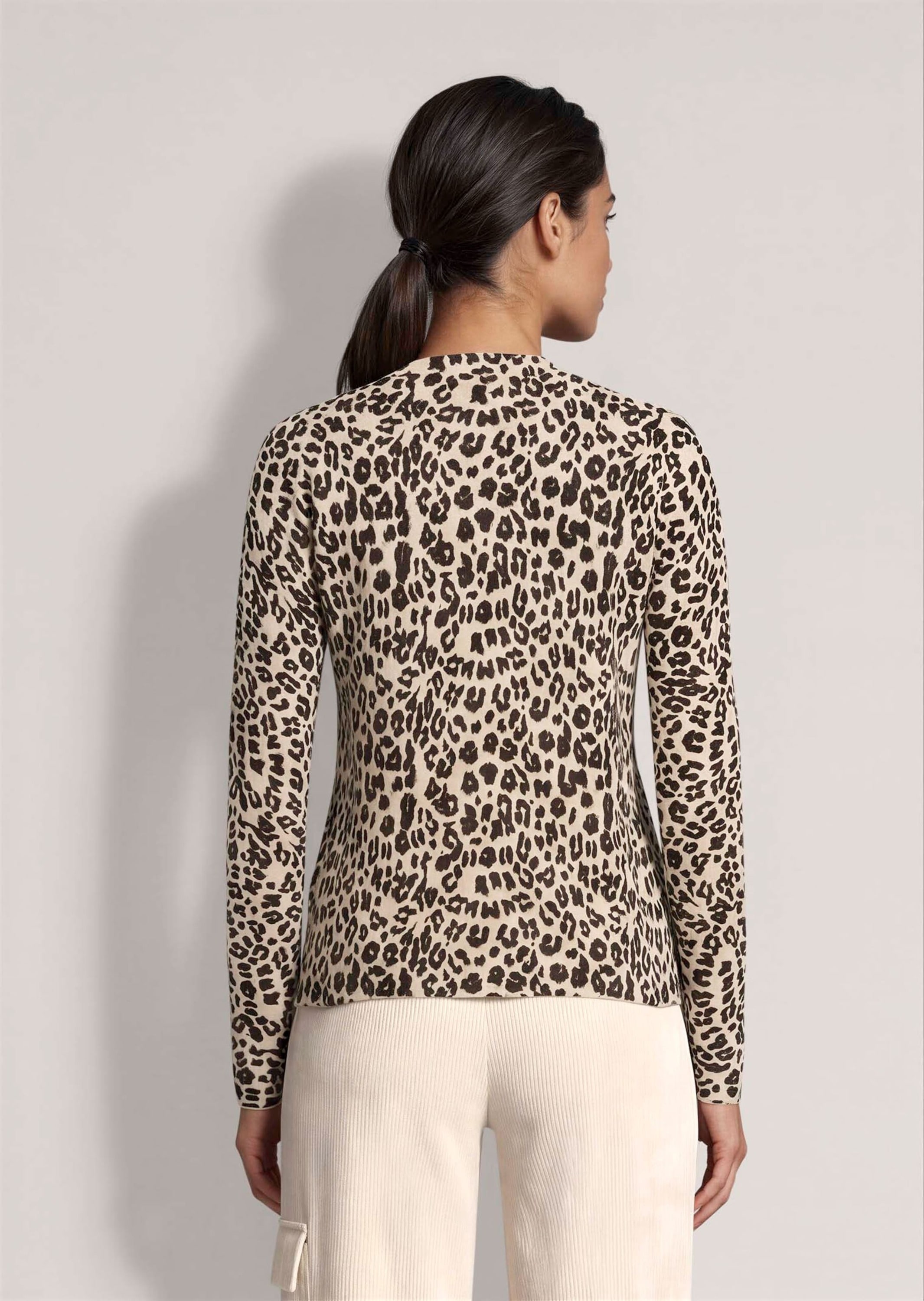 MADELEINE Strickjacke »Strickjacke Kaschmirjacke mit Leo-Druck«