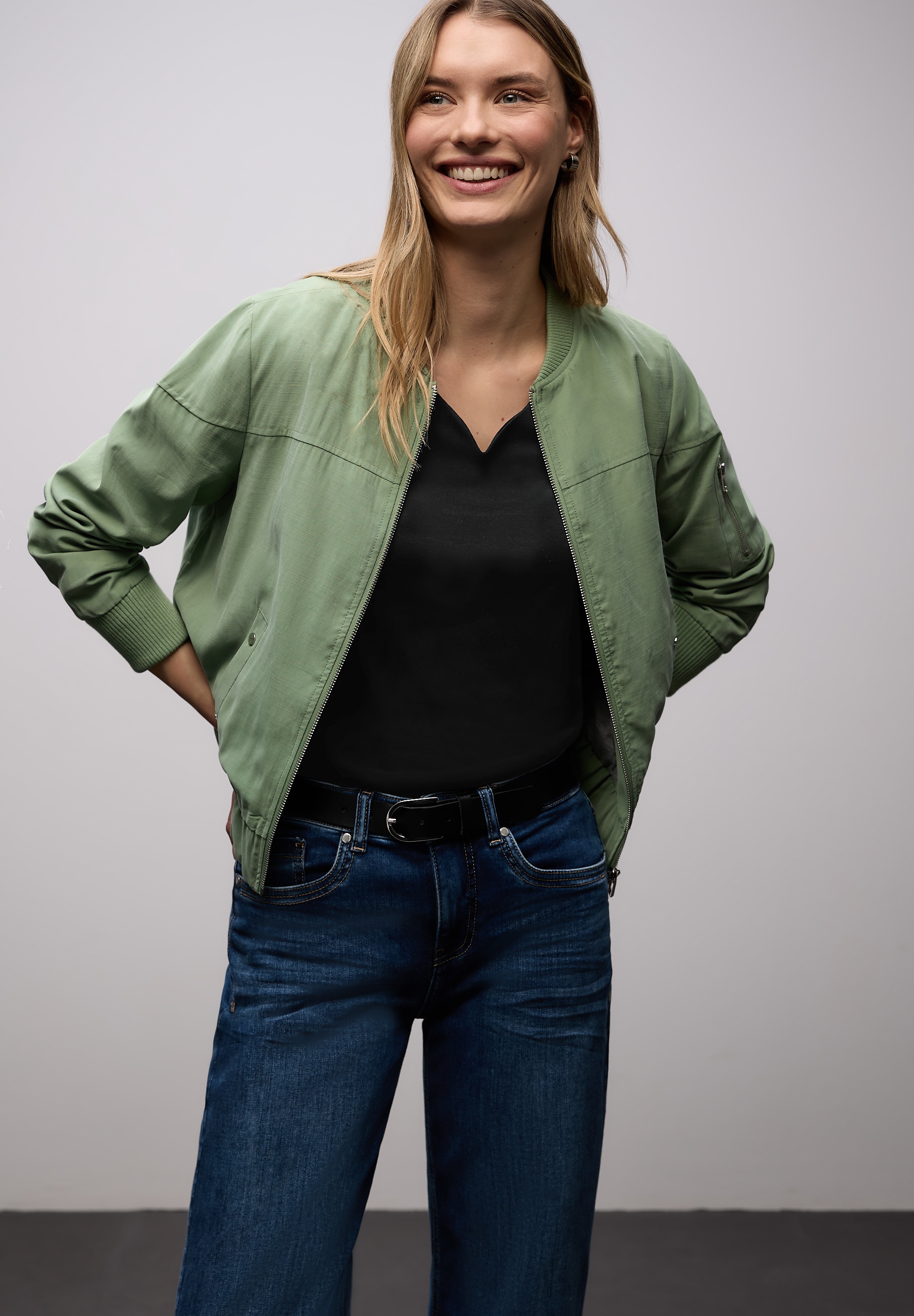 STREET ONE 3/4-Arm-Shirt "Style ADA" mit Herzausschnitt günstig online kaufen