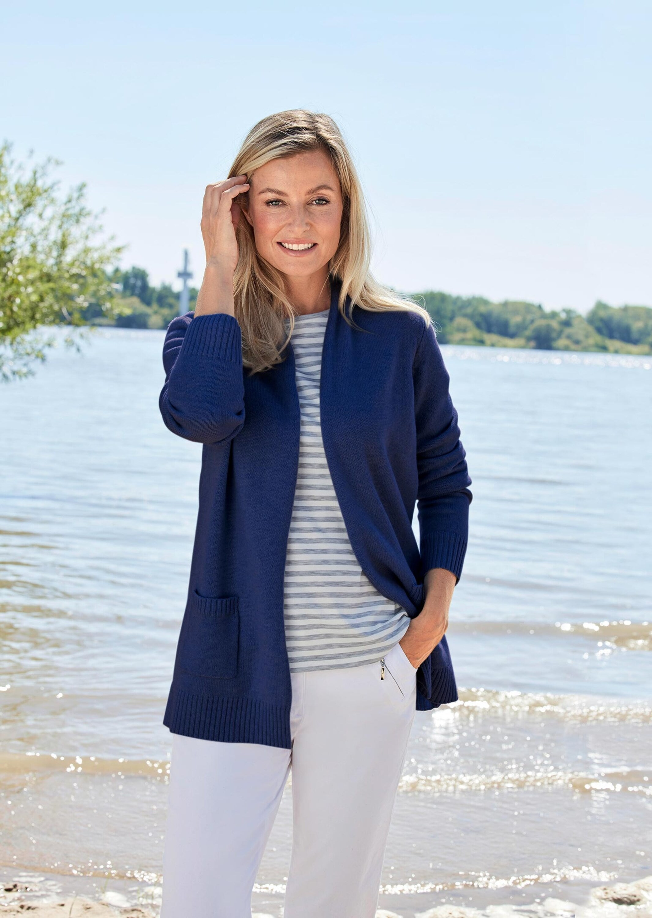 GOLDNER Strickjacke »Kurzgröße Strickjacke aus Merinowolle«