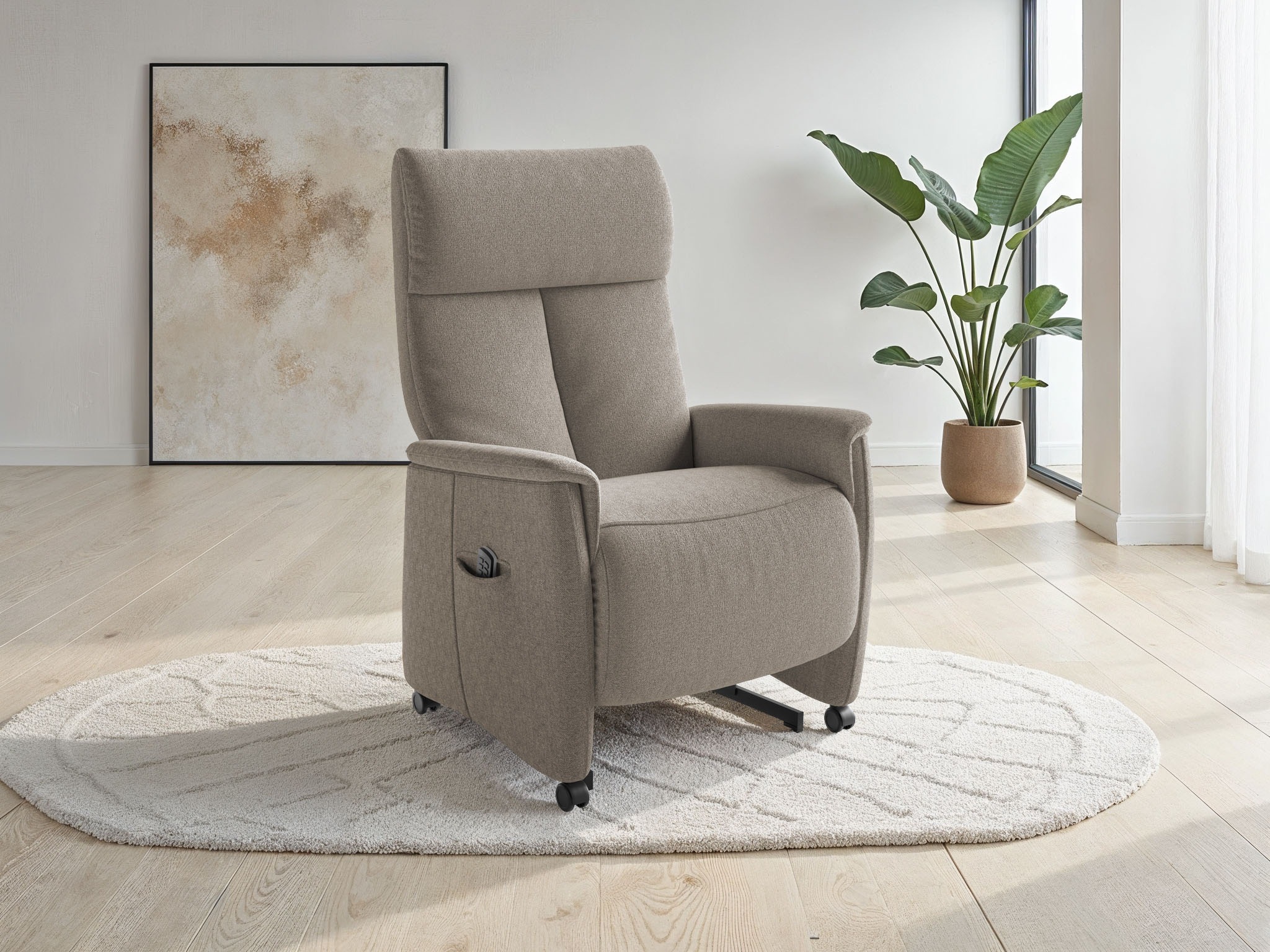 sit&more TV-Sessel "Cremona Comfort" wahlweise manuell oder elektrischer Funktion mit Akku