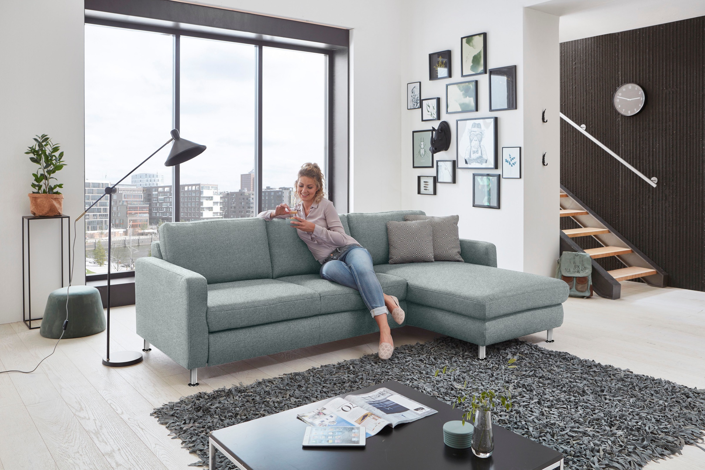 Die PlanBar Ecksofa »MP-IN19027 L-Form«, wahlweise mit Bettfunktion, frei im Raum stellbar