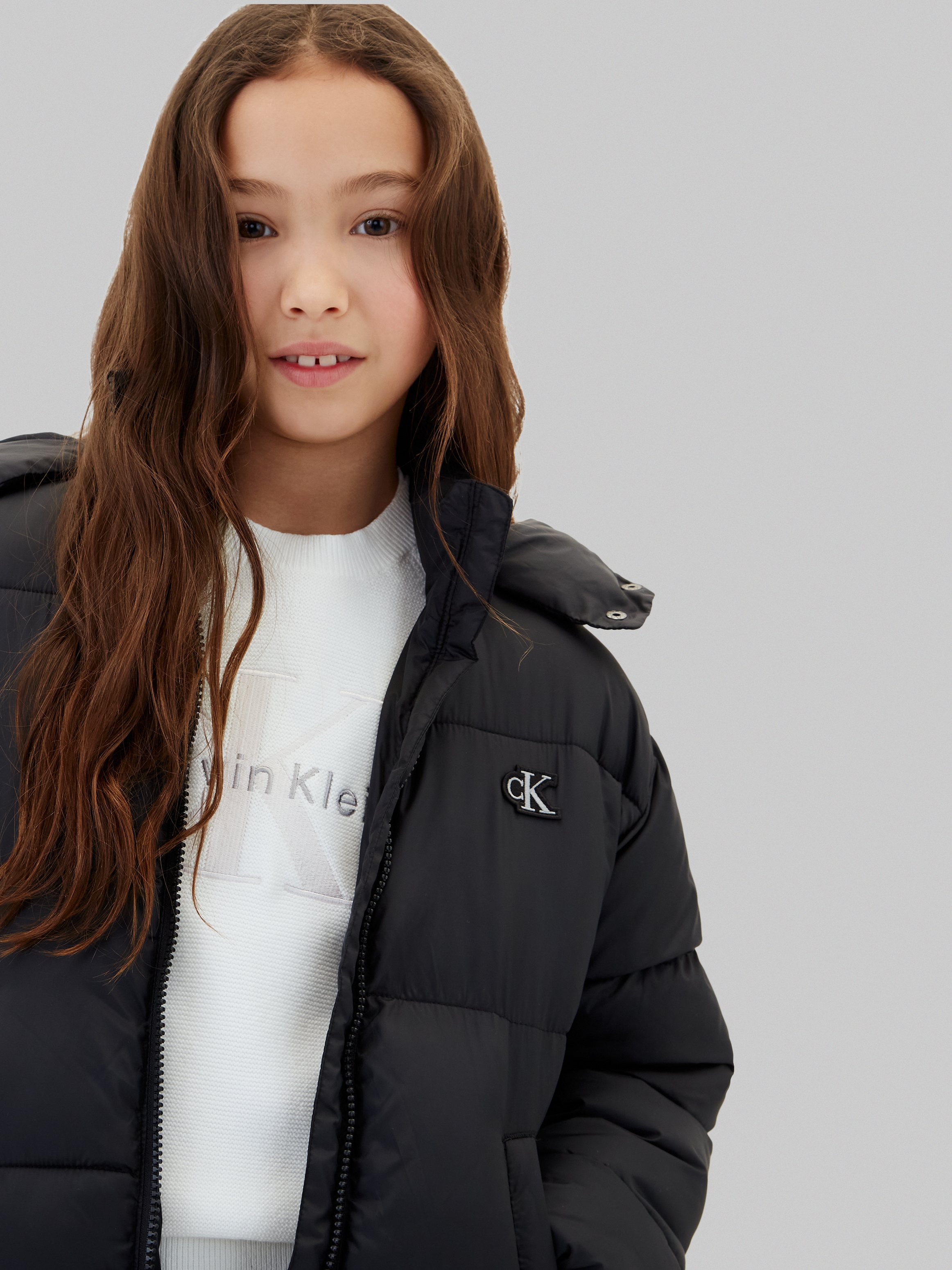 Calvin Klein Jeans Steppjacke mit Kapuze abnehmbare Kapuze, Regular Fit, Logostickerei