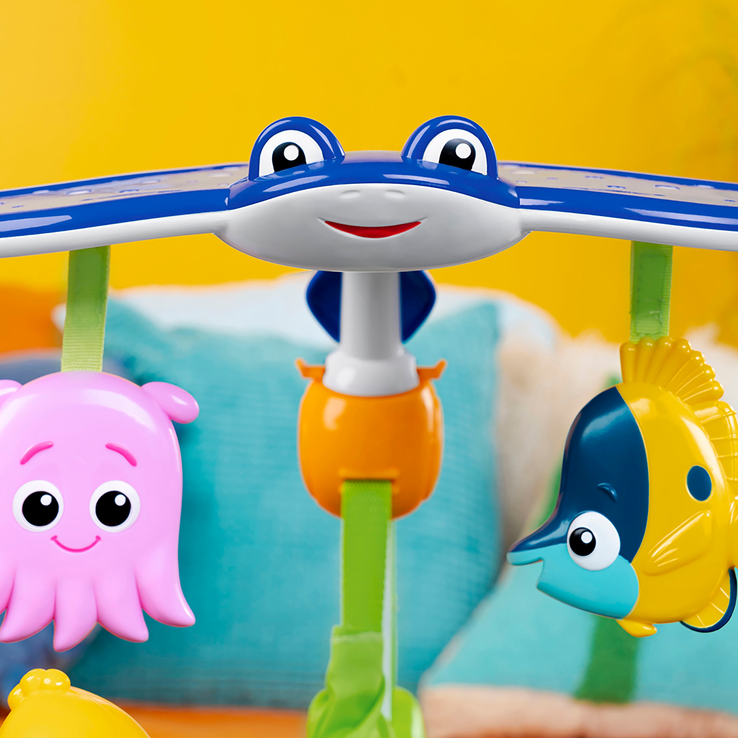 Bright Starts Spielcenter »Finding Nemo Sea of Activities Jumper«, mit Licht- und Soundeffekt