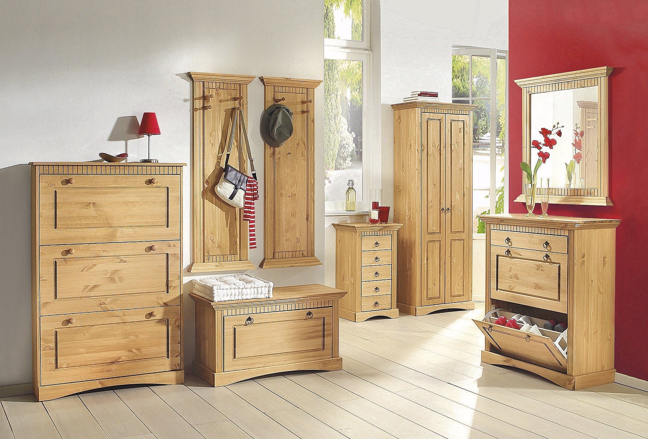 OTTO home Garderobenschrank "Rustic, Dielenschrank, Dielenmöbel, Landhausstil" Made in Europe, aus massiver Kiefer, Breite 71 cm, Kassettenoptik