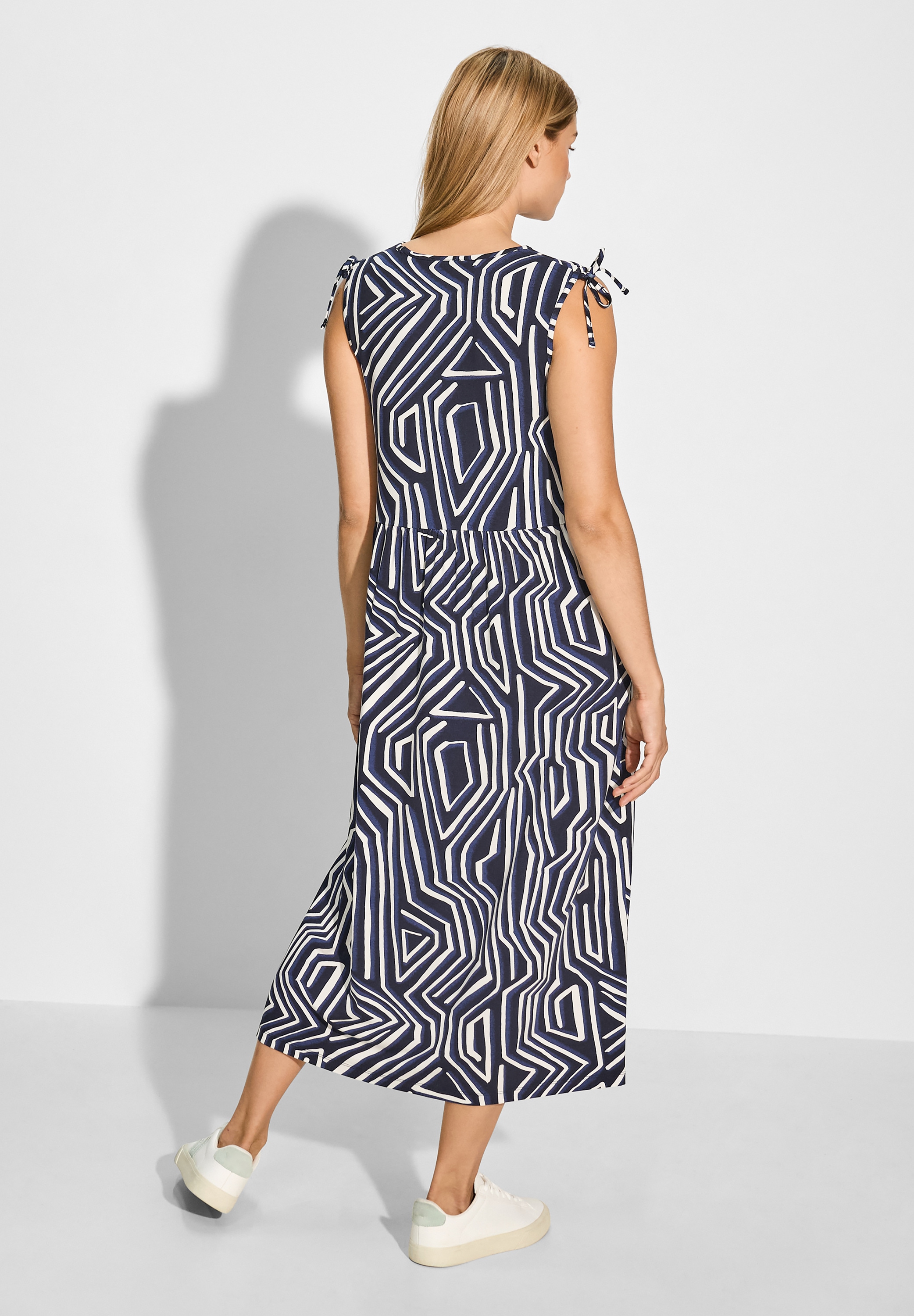Cecil Jerseykleid, mit Taillierung