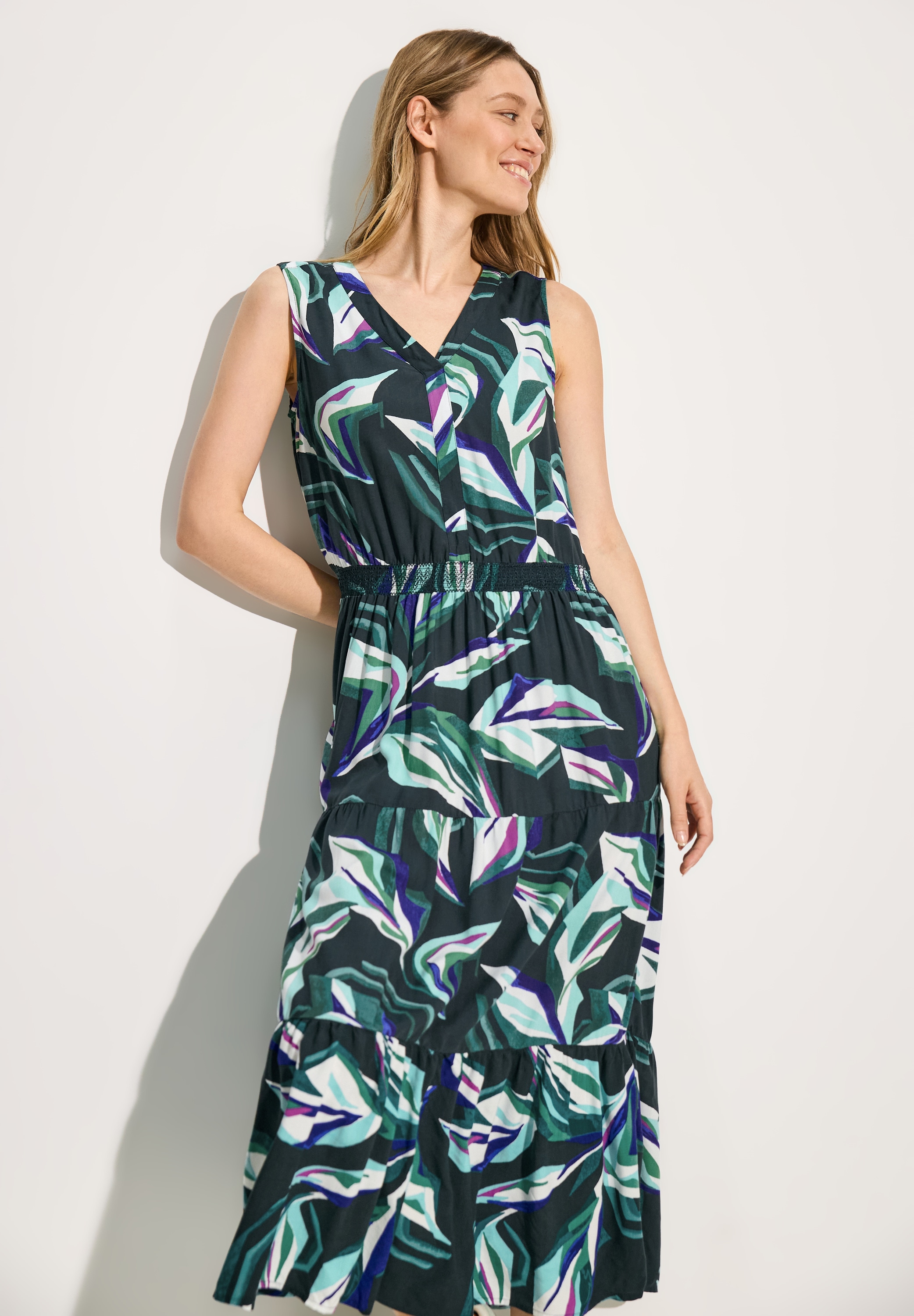 Cecil Druckkleid, mit V-Ausschnitt und floralem Print