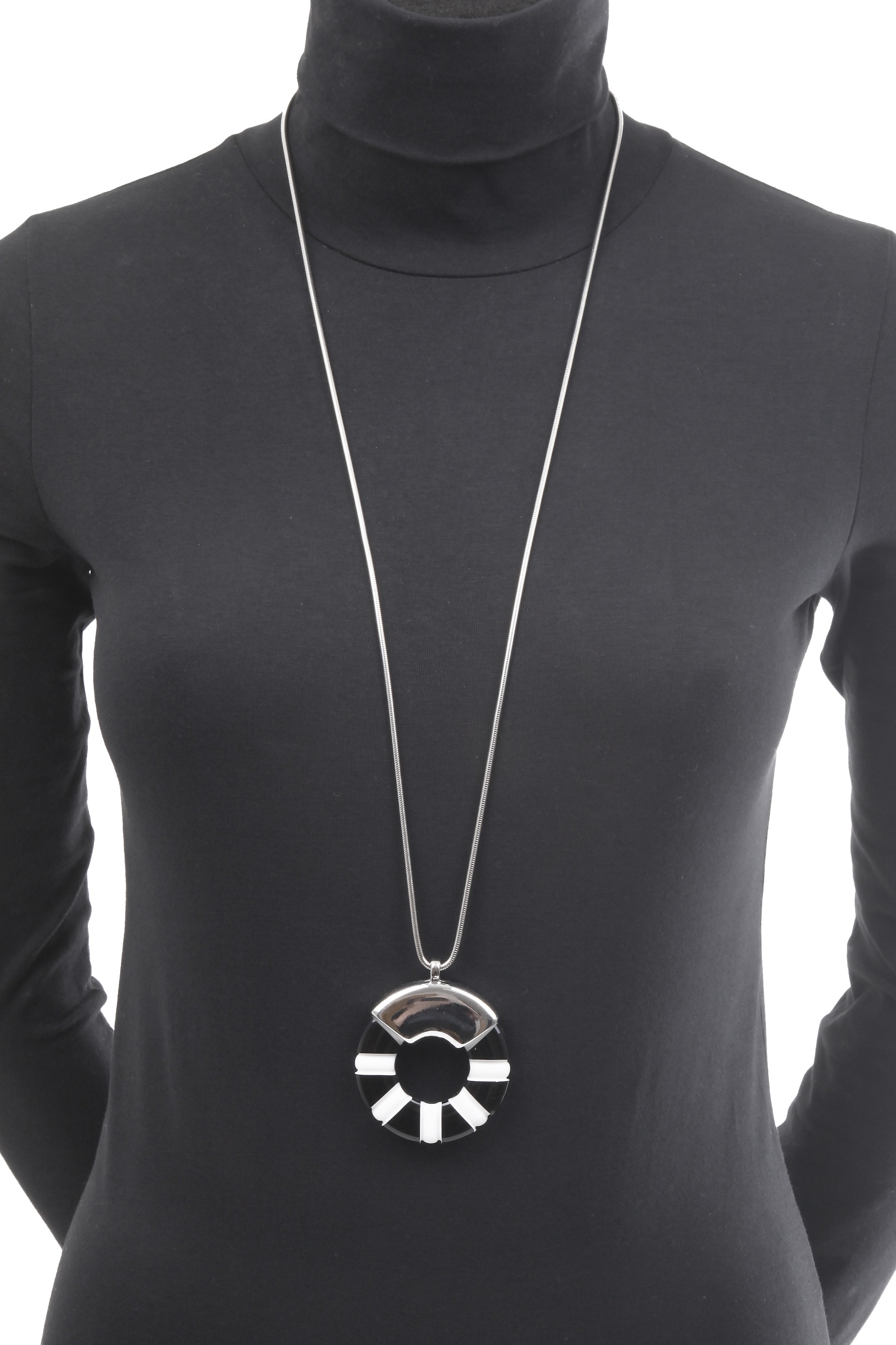 COLLEZIONE ALESSANDRO Lange Kette »Marla«, mit rundem maritinem Anhänger