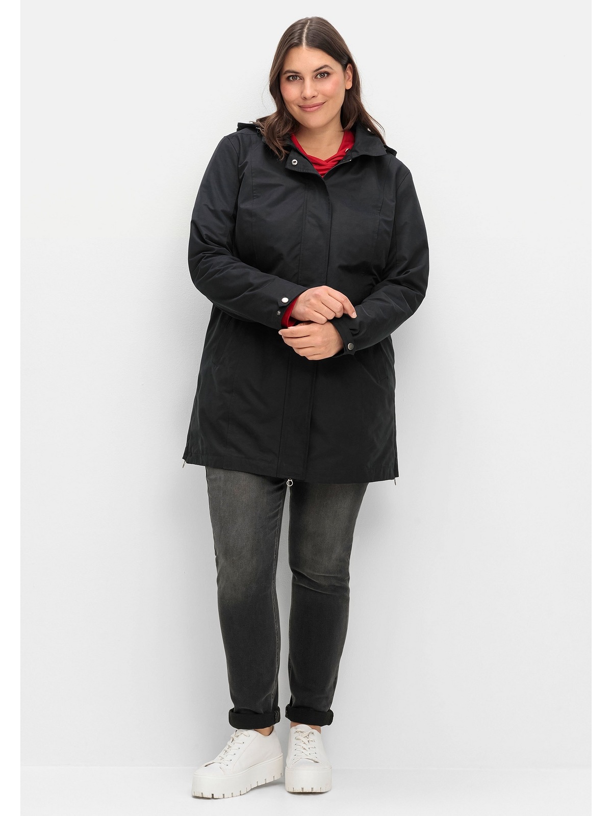 Sheego Outdoorjacke »Große Größen«, mit Kapuze, mit gestreiftem Futter, wasserabweisend