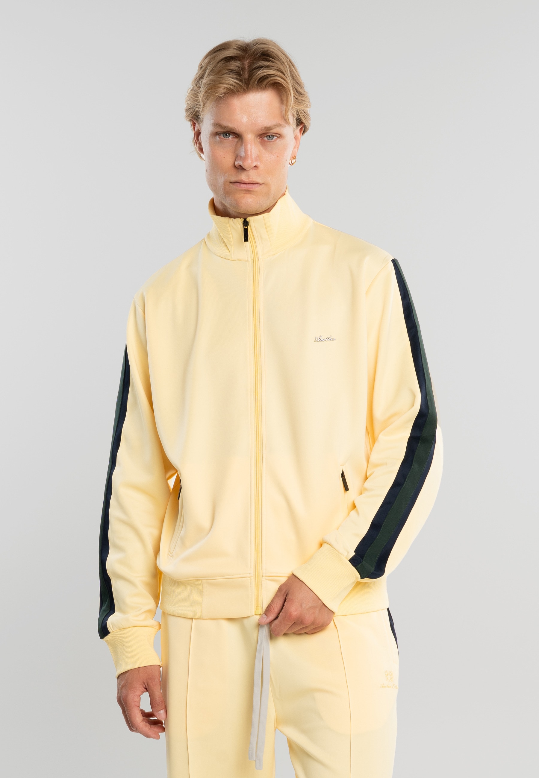 Another Cotton Lab Outdoorjacke »Another Cotton Lab Everyday Regular Track Jacket« 1 Stk. tlg. ohne Kapuze