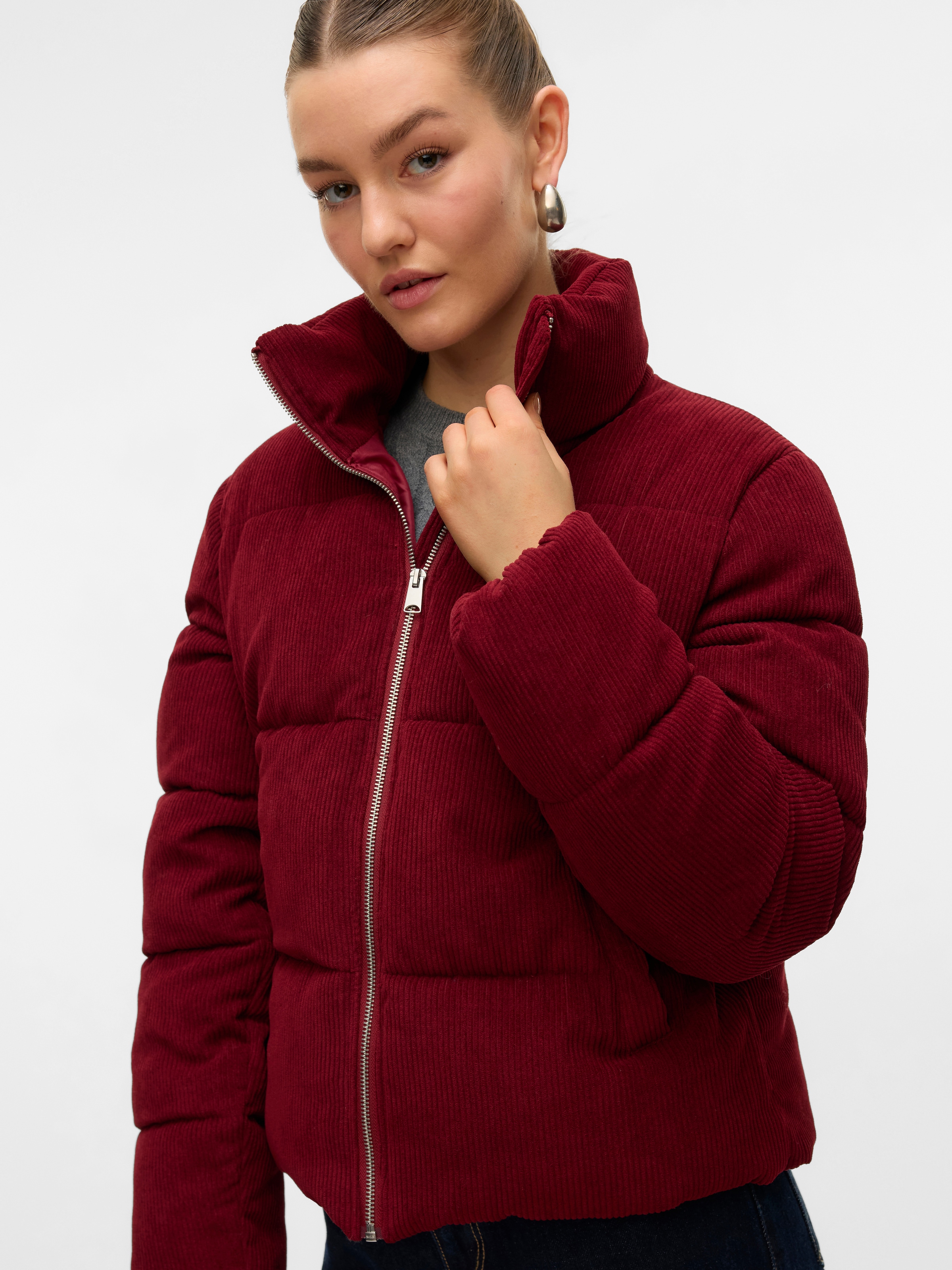 Vero Moda Steppjacke »VMDEBRA SHORT JACKET GA ENT«