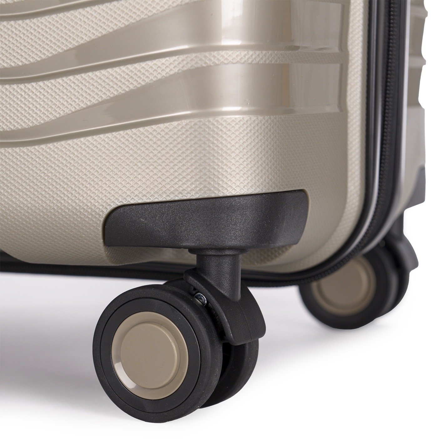 Stratic Trolley »BRIGHT+ Koffer L«, (1 St.), 4 Rollen, Hartschalenkoffer Trolley TSA-Zahlenschloss STRATIC CONNECT NFC-Chip