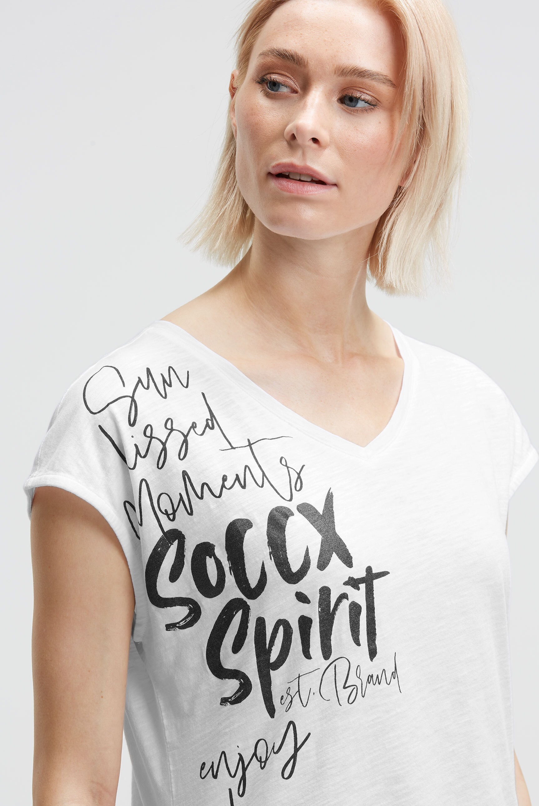 SOCCX V-Shirt mit überschnittenen Schultern