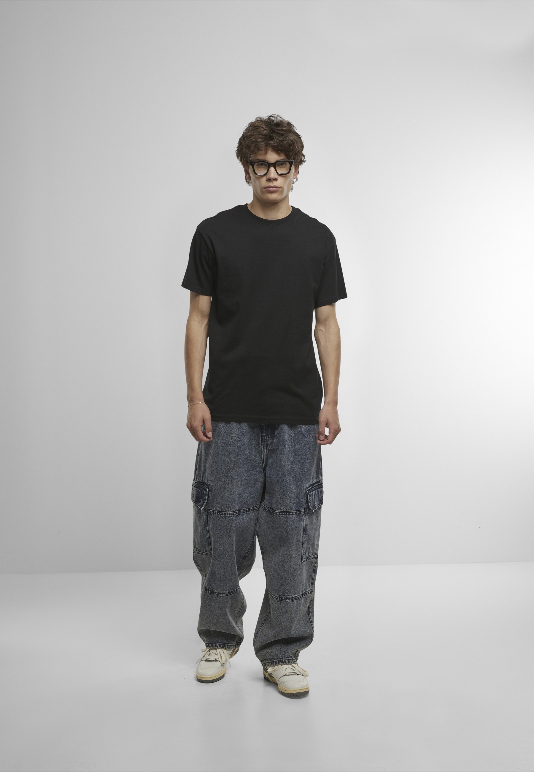 URBAN CLASSICS Bequeme Jeans »Urban Classics Tapered Heavy Ounce Baggy Cargo Jeans«