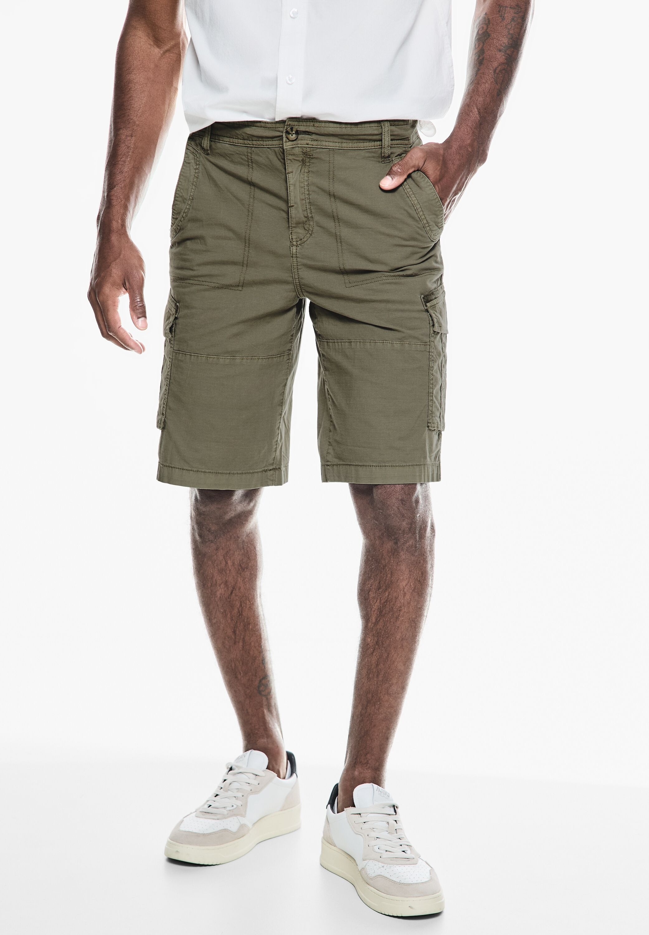 STREET ONE MEN Cargohose, mit Cargo Taschen