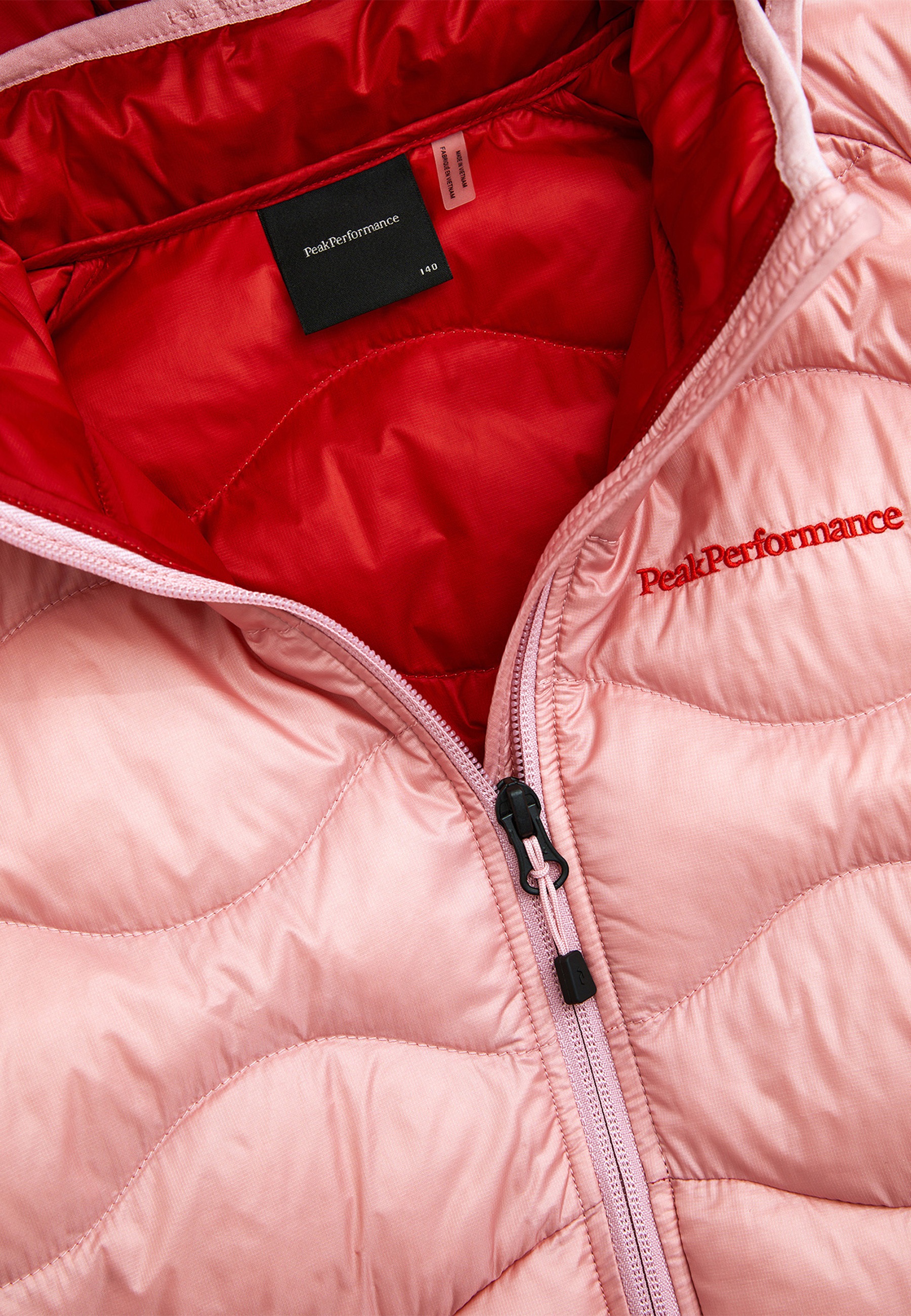 Peak Performance Daunenjacke »Jr Helium Down Hood Jacket« mit sportivem Design