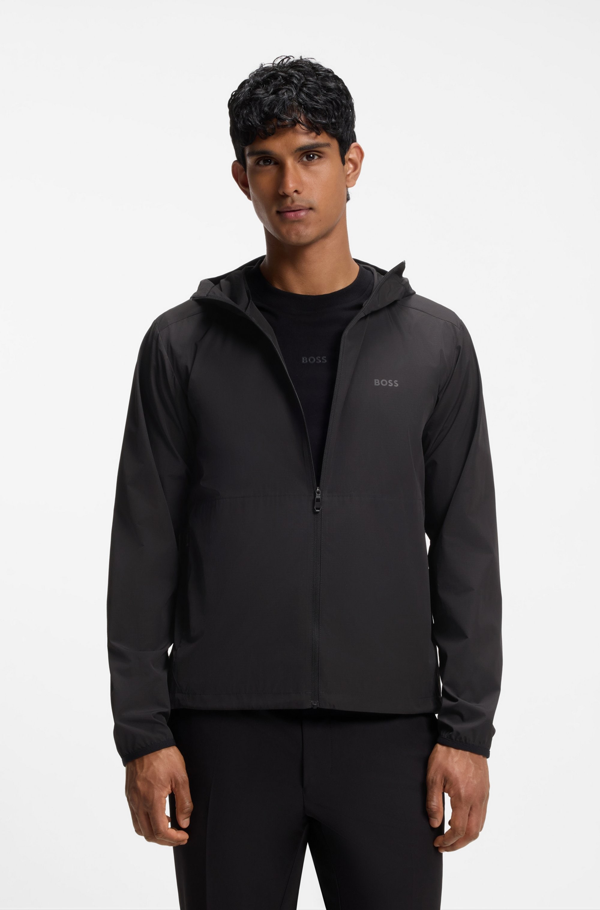 BOSS GREEN Windbreaker mit Kapuze Regular Fit, Superleichte Qualität, Packfunktion innen in der Kapuze